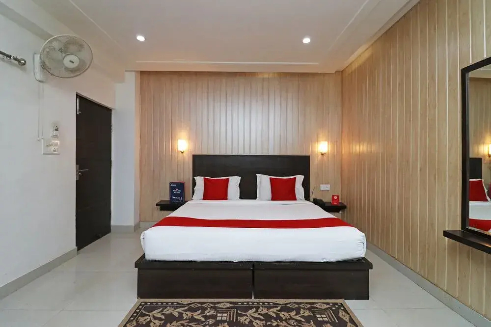 OYO 9993 Hotel Idea Inn
