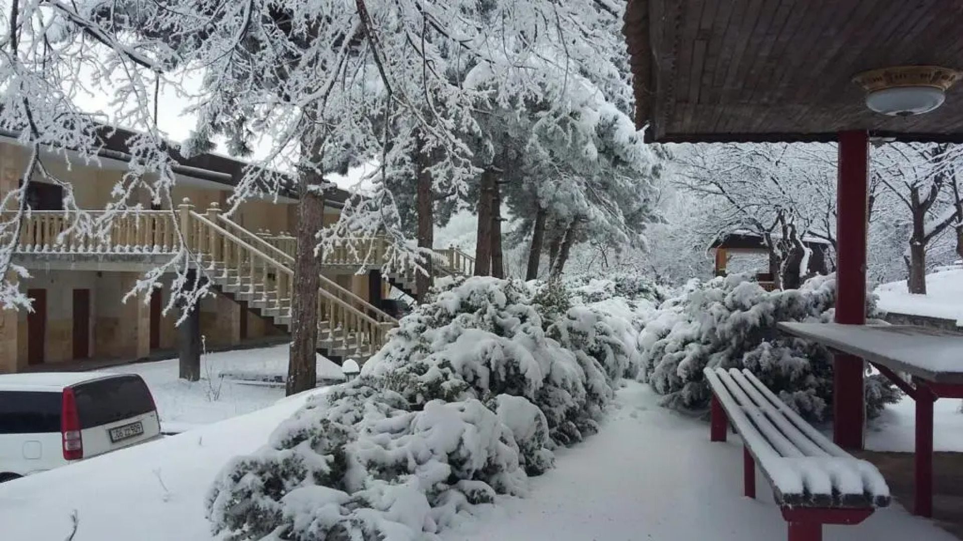 Отель Одзун