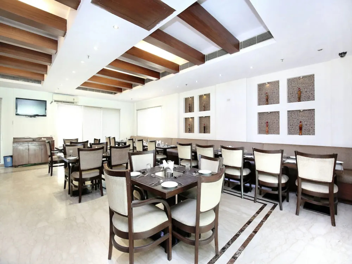 OYO 14718 Woods resorts