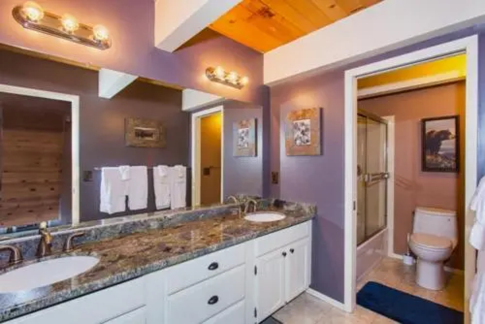 Roycraft Dog Friendly Cabin