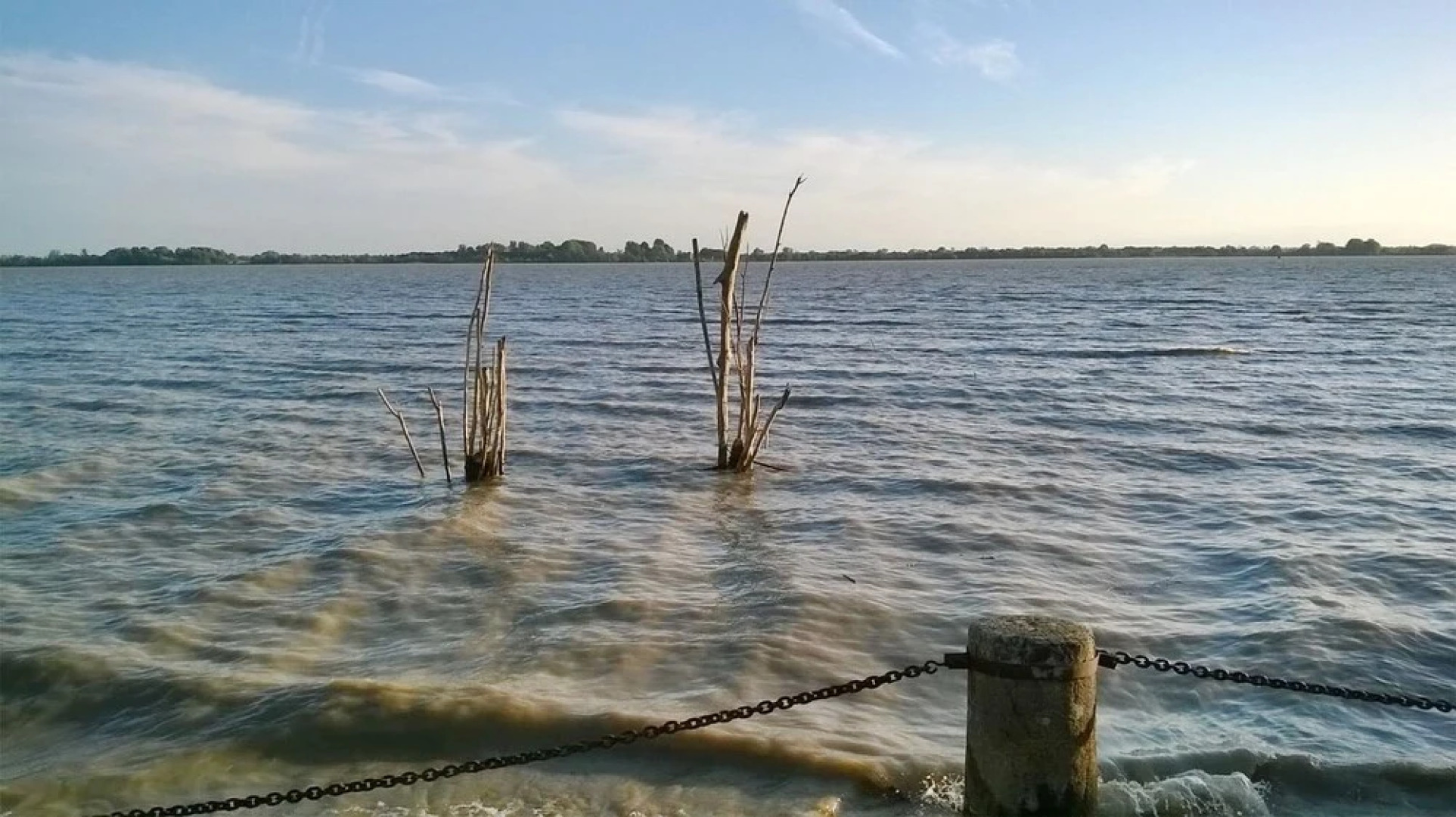 House With 3 Bedrooms in Bayon-sur-gironde, With Pool Access, Enclosed