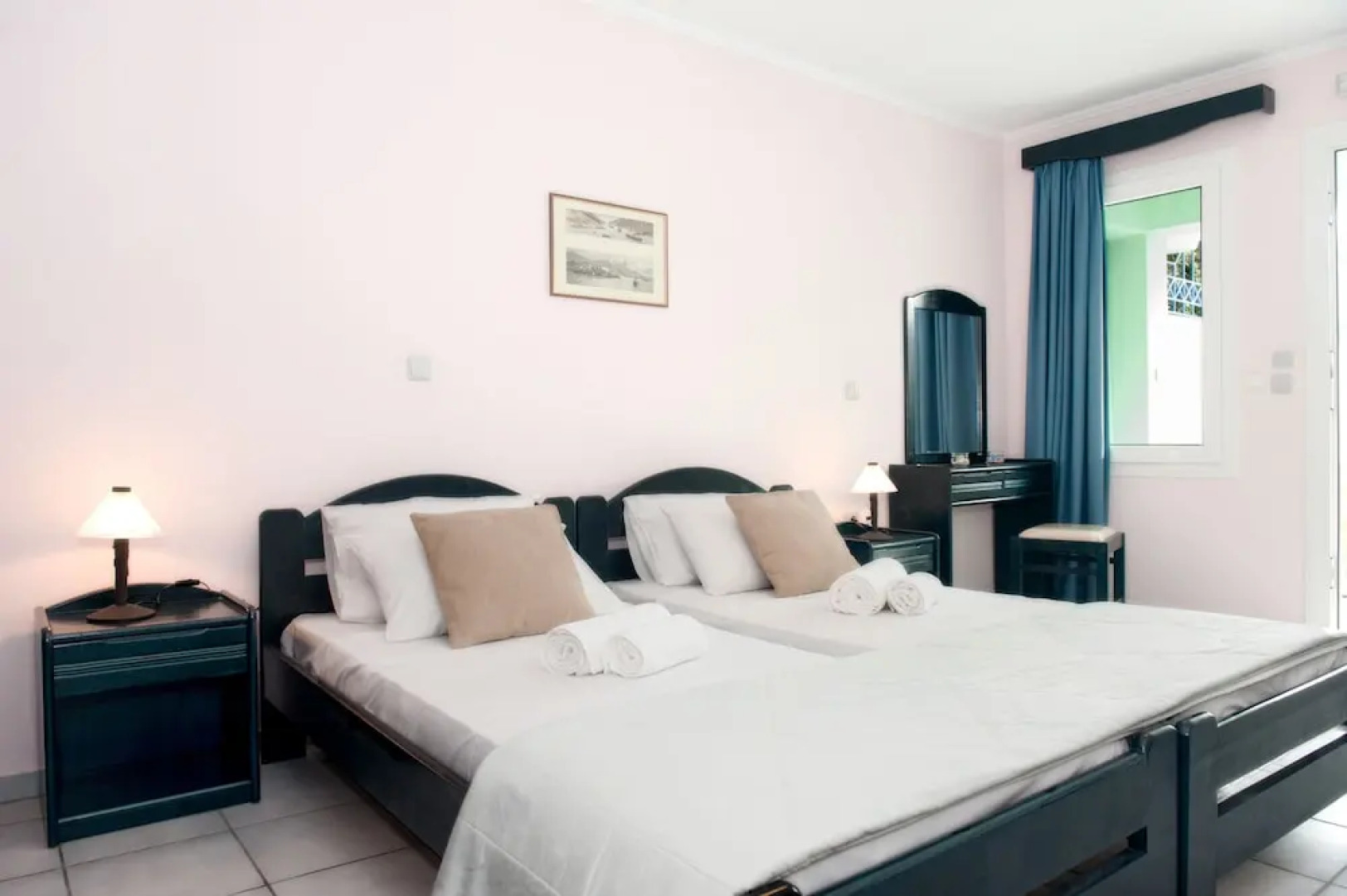 Sea Breeze Hotel Apartments & Residences