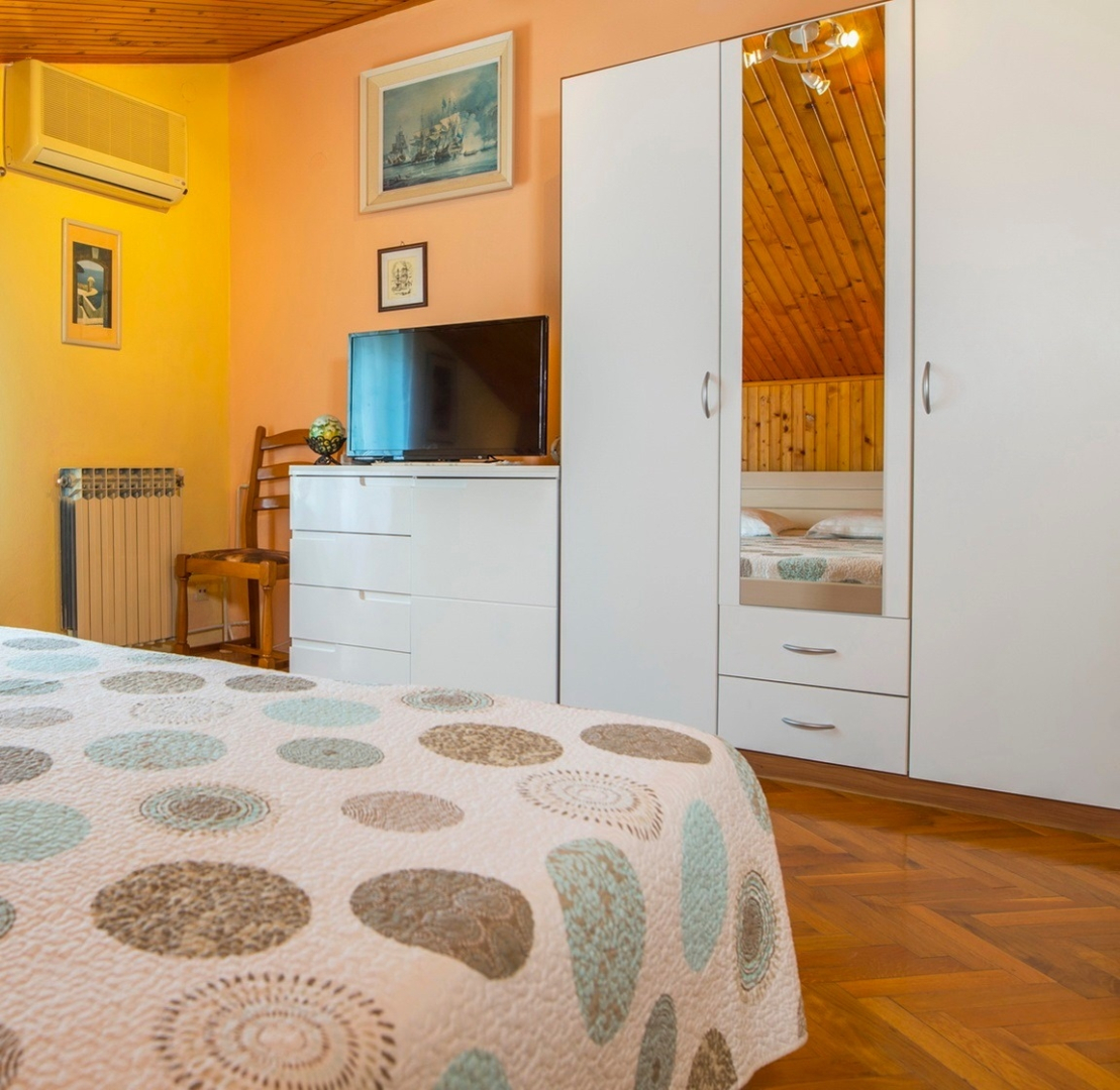 Apartment Gracia - with great view: A3-mansarda Rabac, Istria