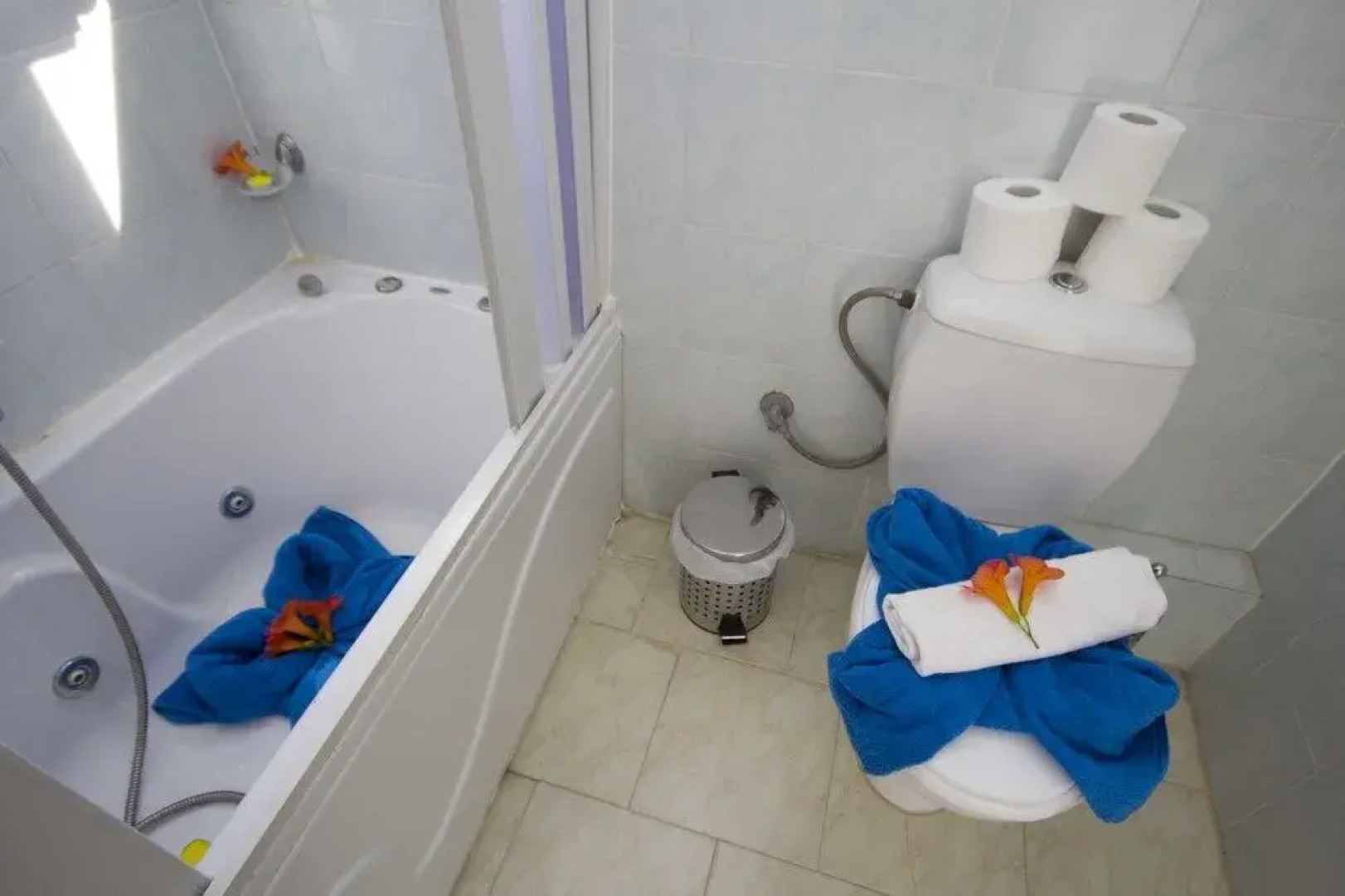 Almyros Villas Resort