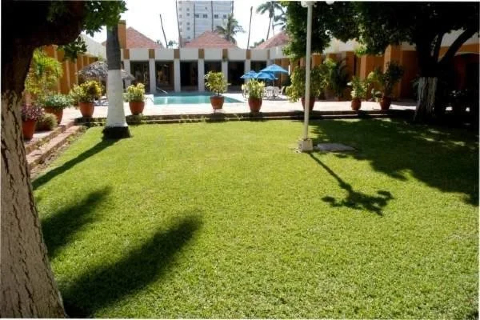 Balboa Towers - cloosed