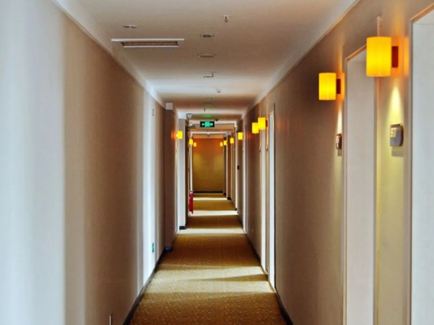 7 Days Premium An Shun Train Station Branch