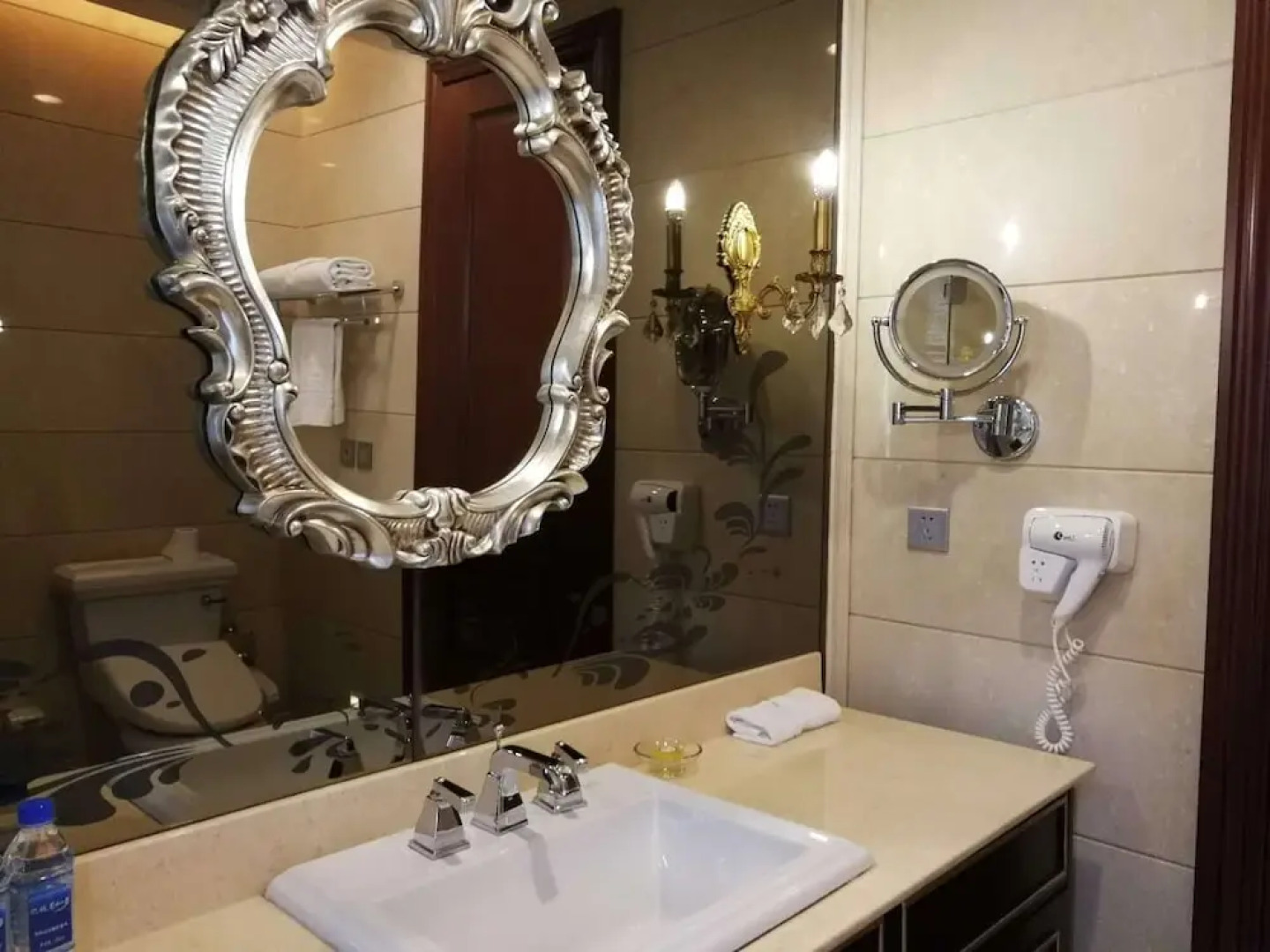 Dalian Railway 1896 Garden Hotel