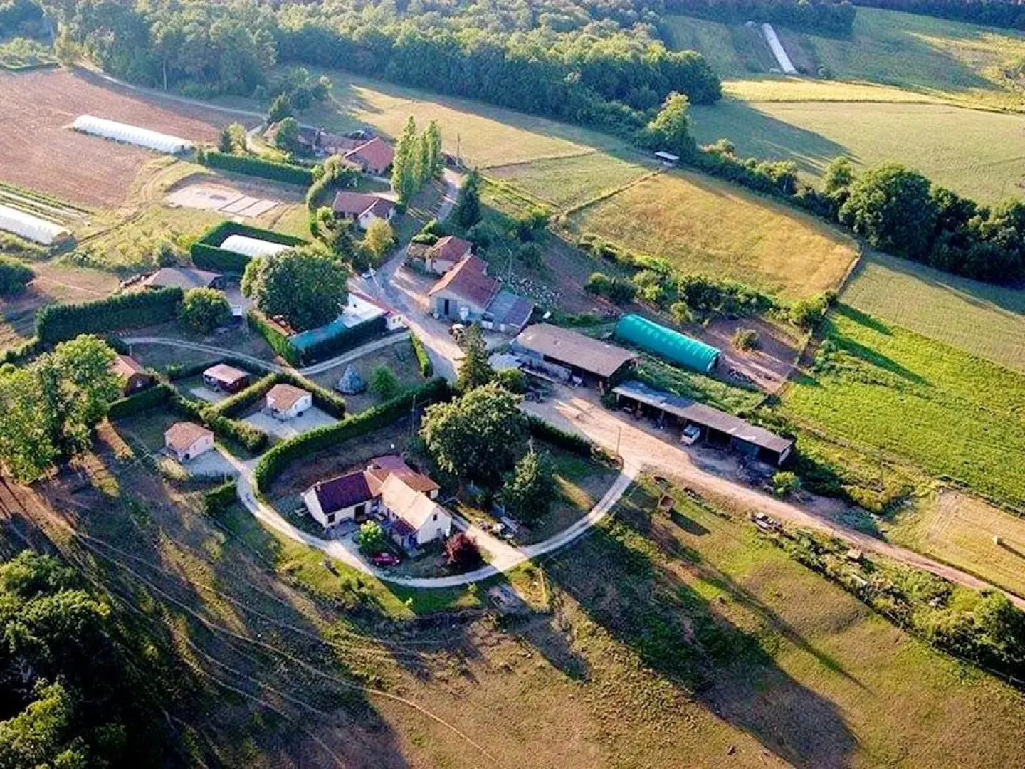 House With 4 Bedrooms in Saint-félix-de-reillac-et-mortemart, With Poo