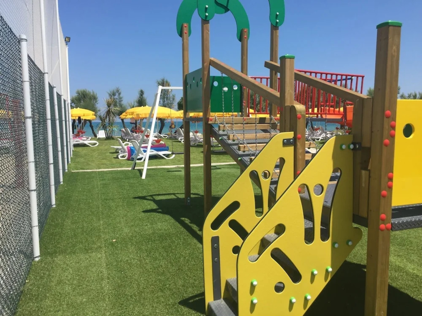 House in Residence With Swimming Pool, Near the Sea