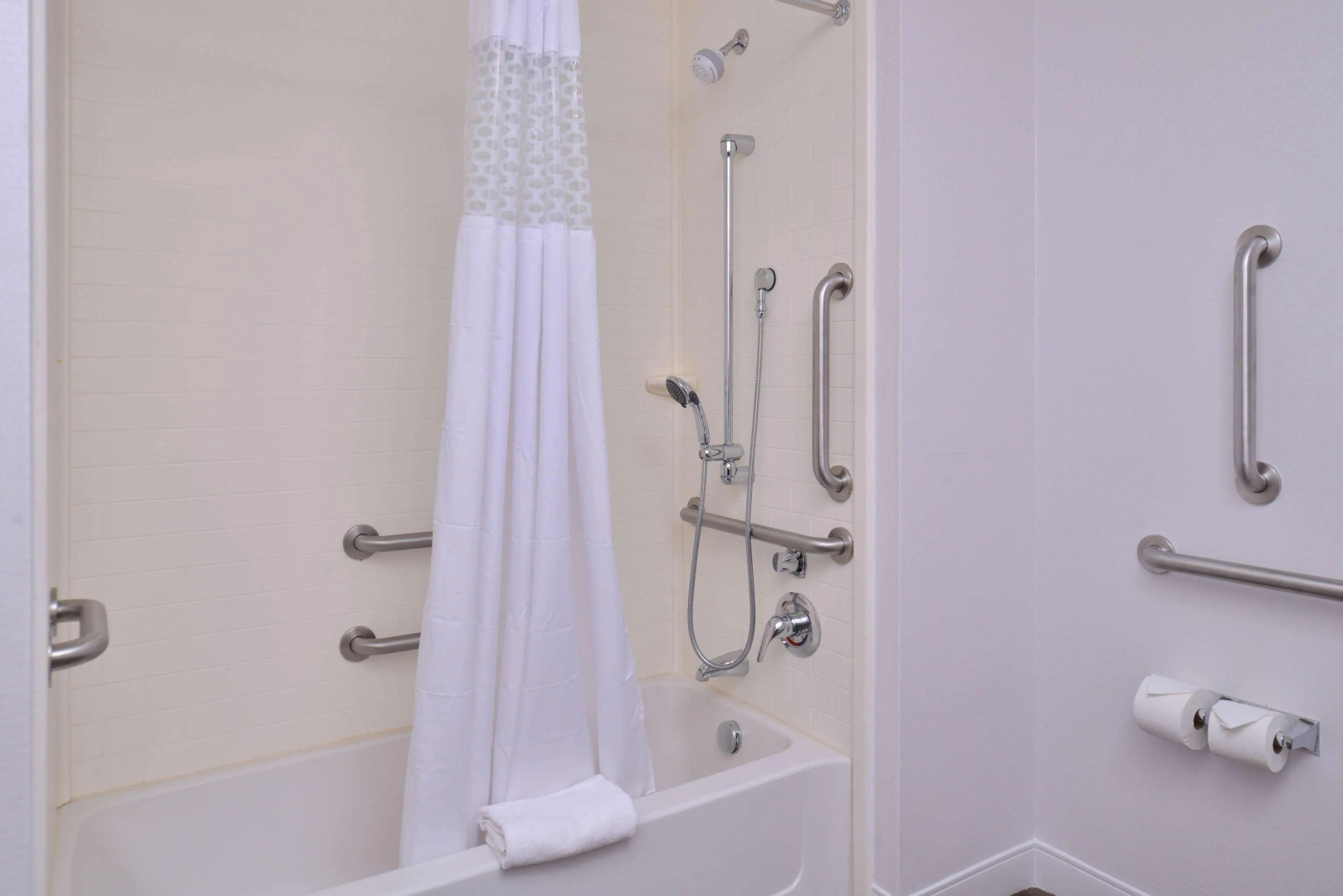 Hampton Inn & Suites Ann Arbor West