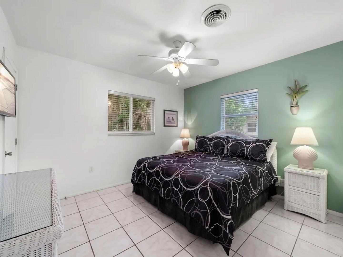 Parkdale Home by Vtrips