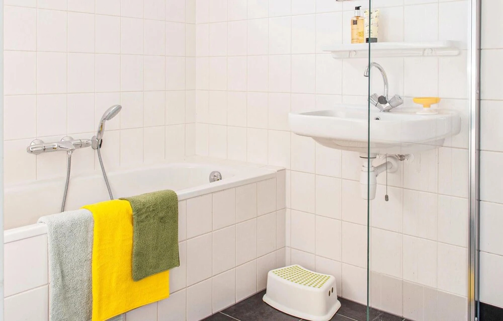 Nice Home in Vlagtwedde With 3 Bedrooms, Indoor Swimming Pool and Swimming Pool