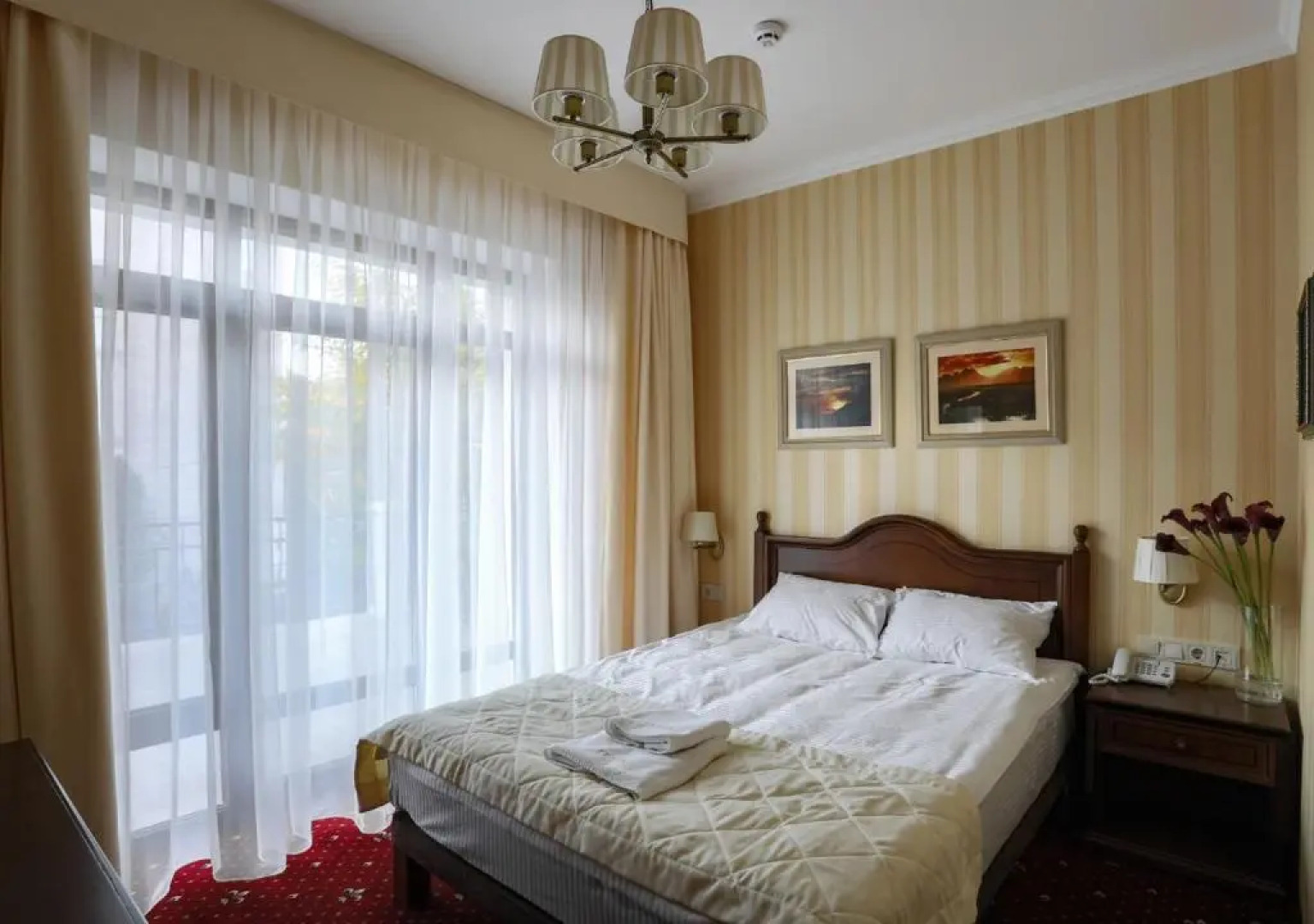 Отель Fenix Town