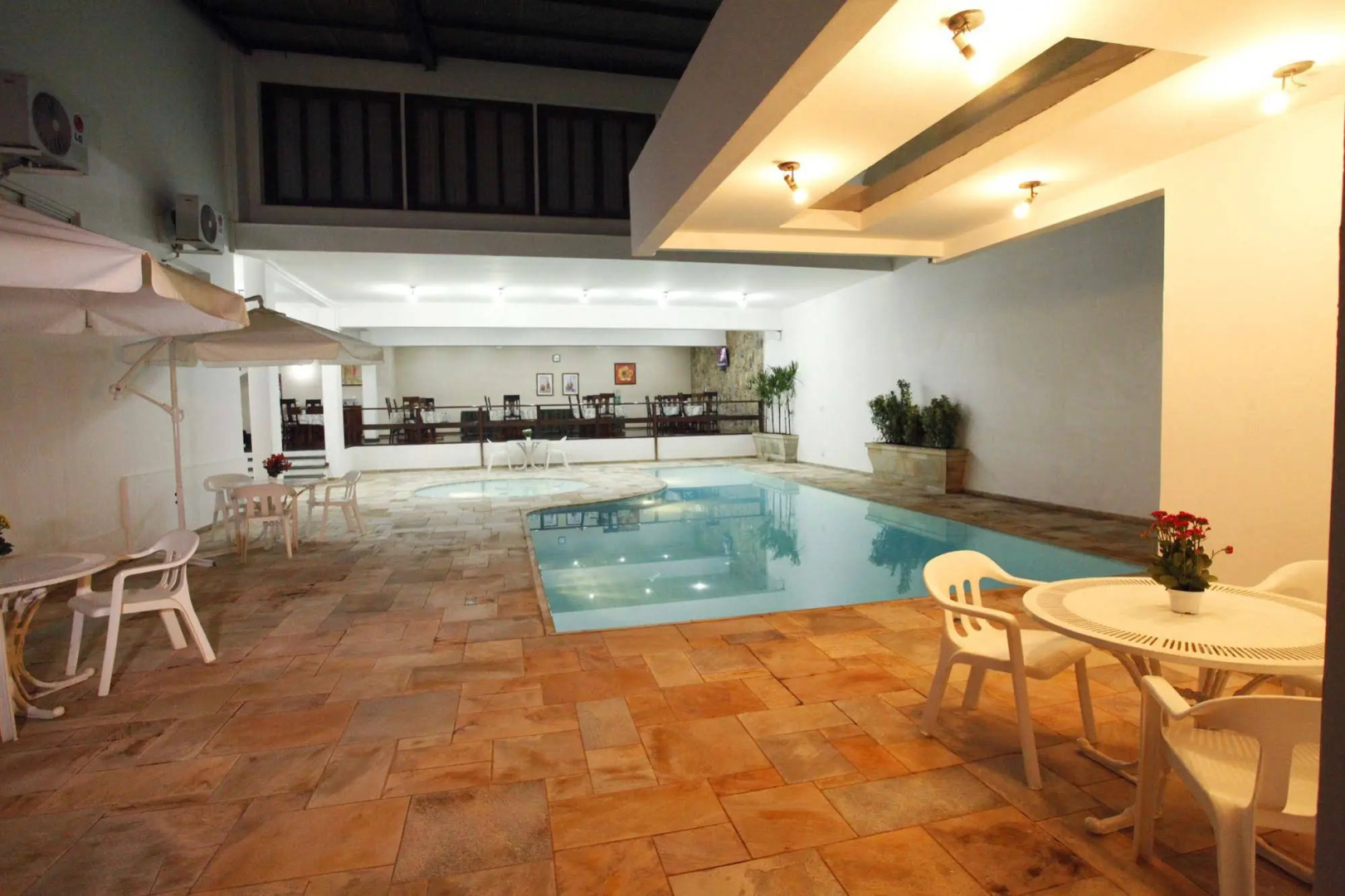 Indaiá Hotel