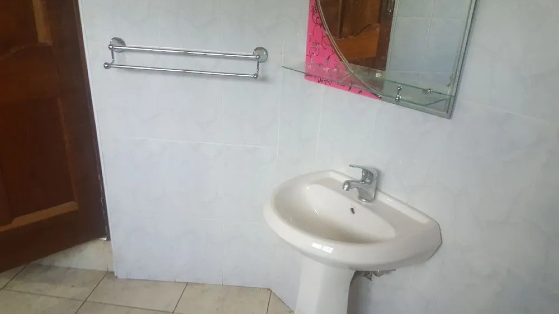 Yelsking Royal Lodge