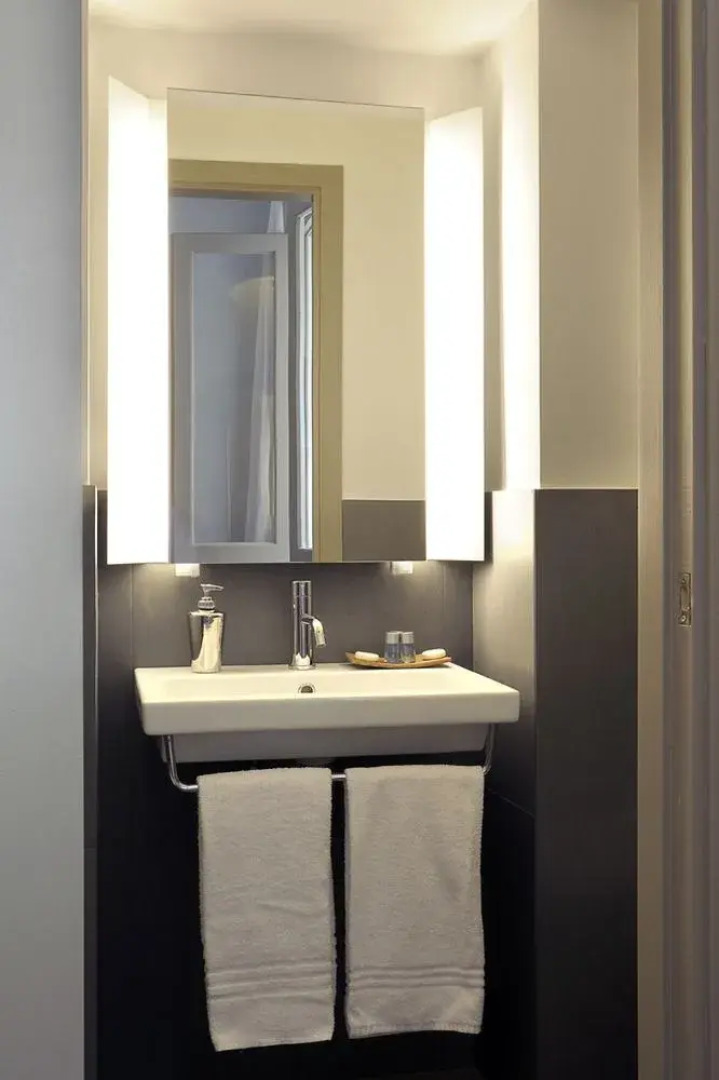 Raffaello Charmsuite