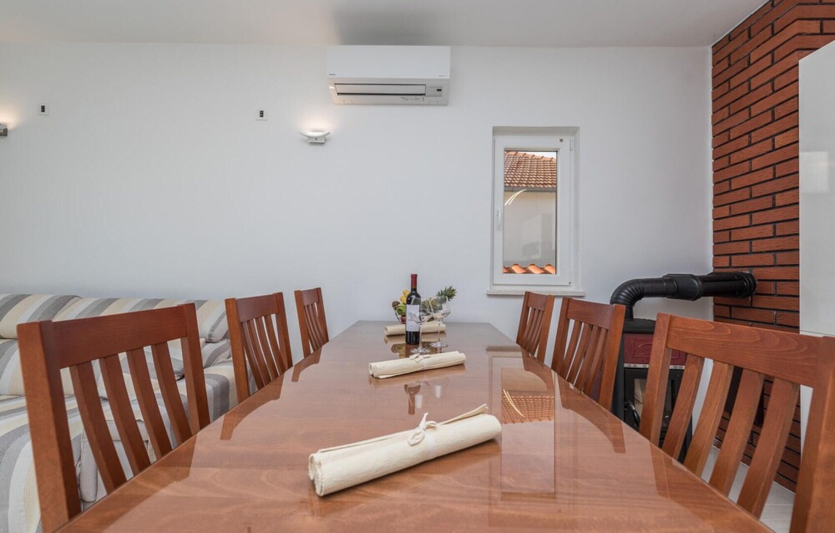 Amazing Home in Vrsi With 3 Bedrooms and Wifi