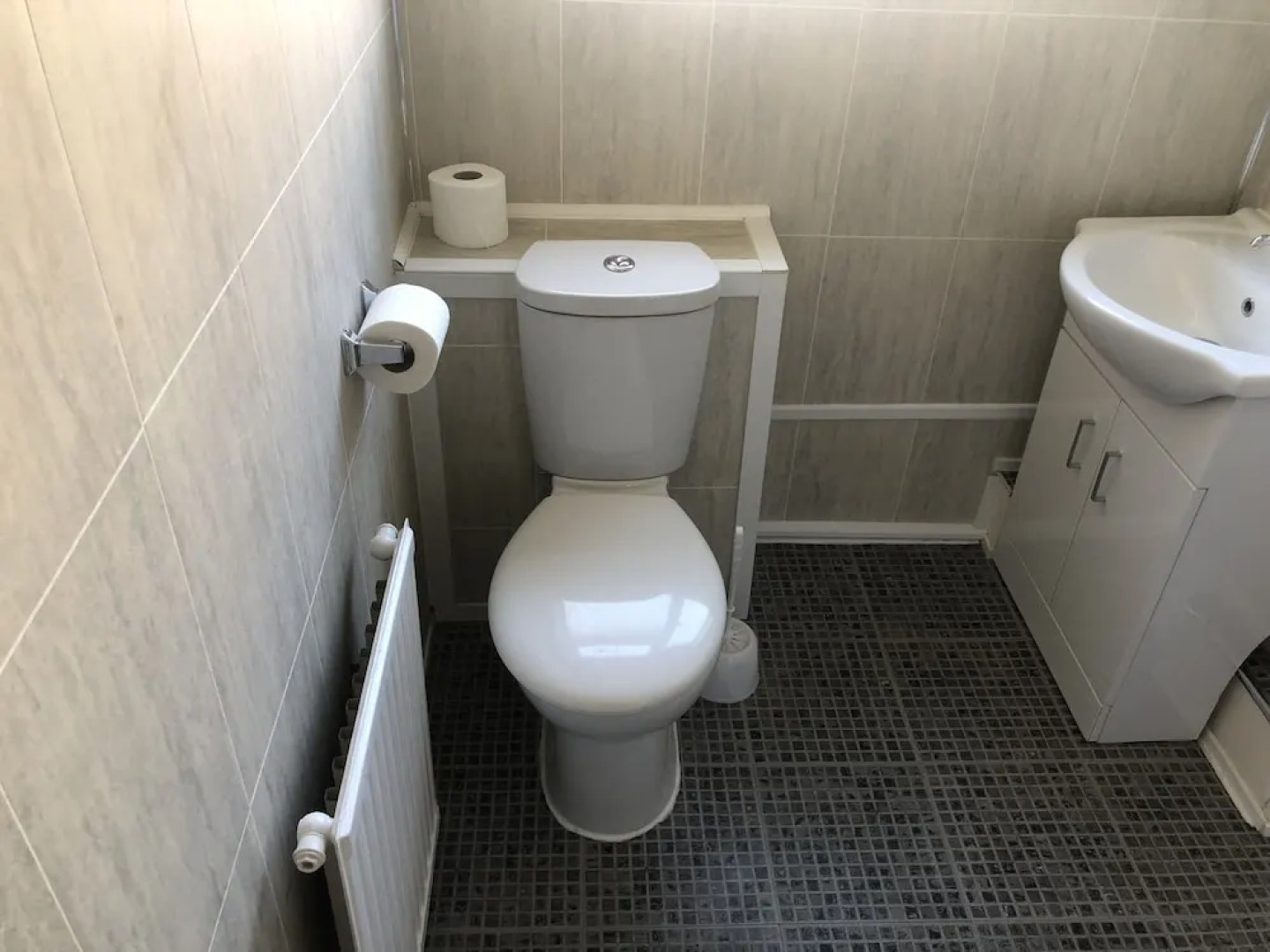 Oyo Devine Beach Hotel, Westcliff Southend-On-Sea