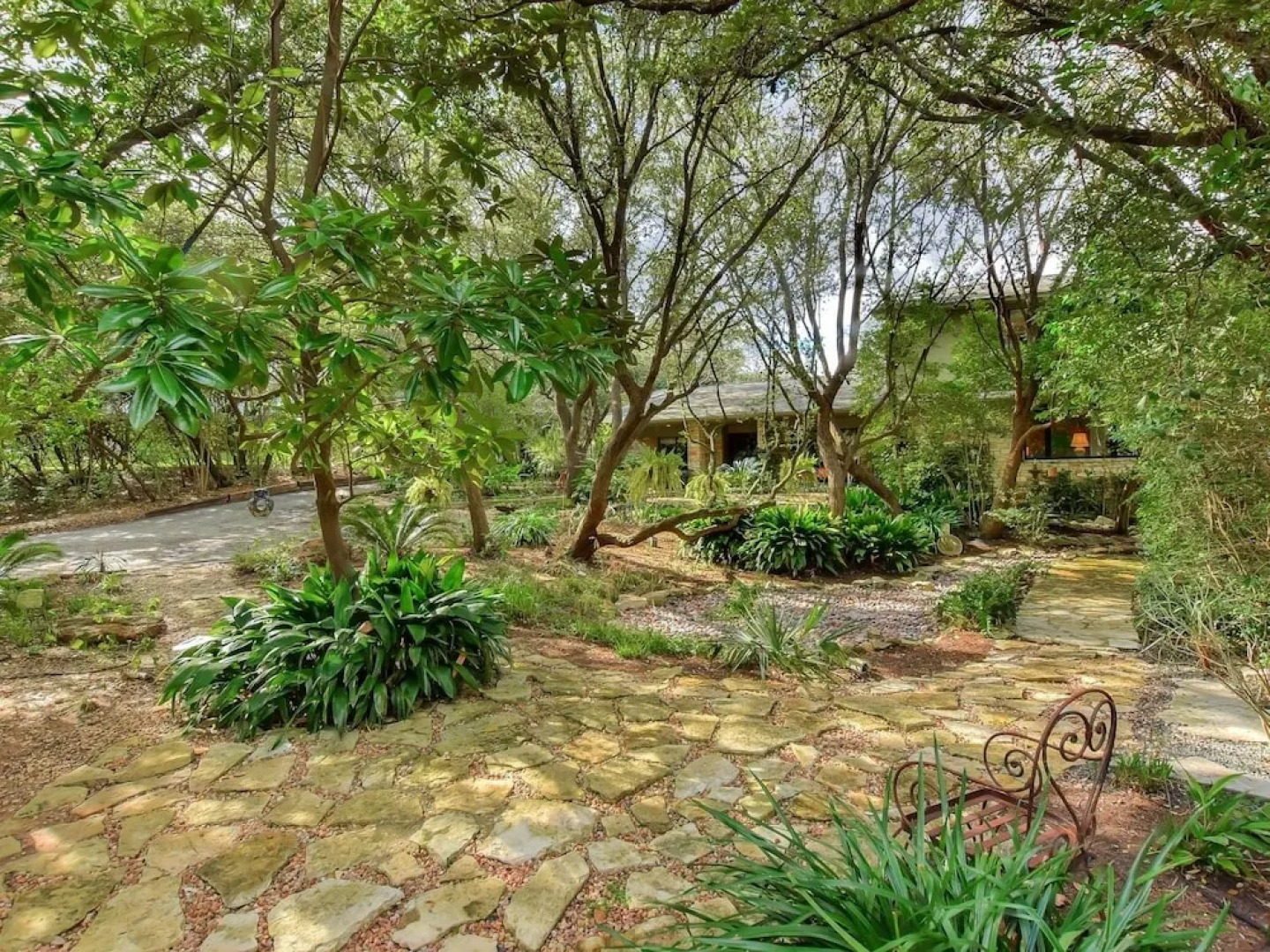 The Chaparral Estate 4 Bedrooms 4 Bathrooms Home