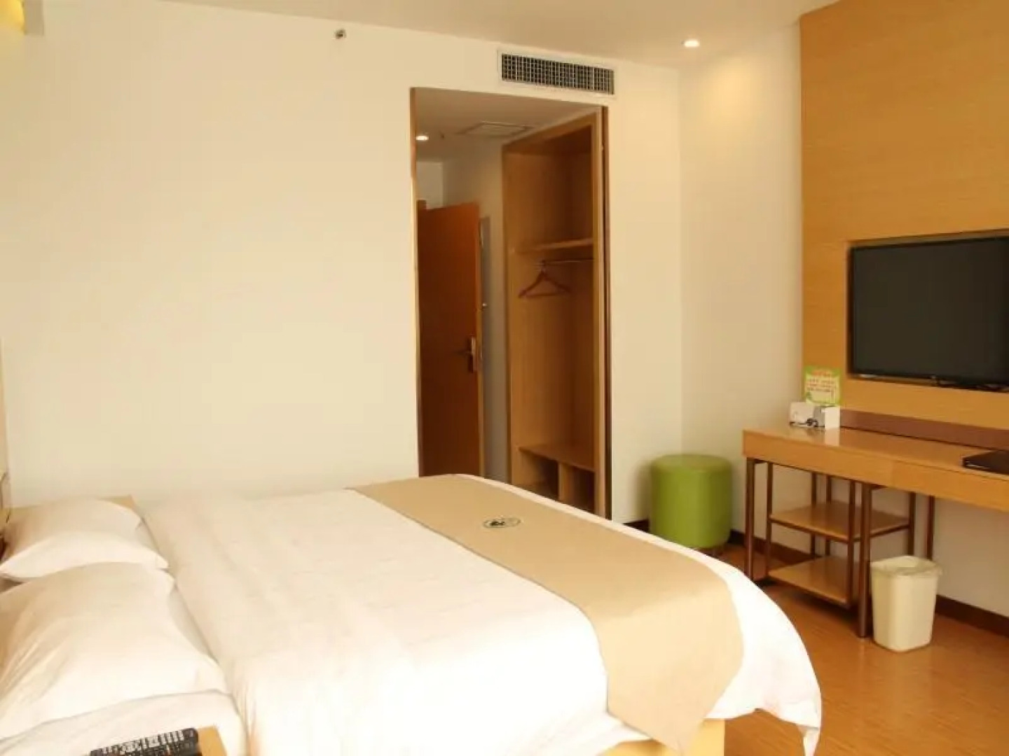 Greentree Inn Longnan Cheng County Bus Terminal Br