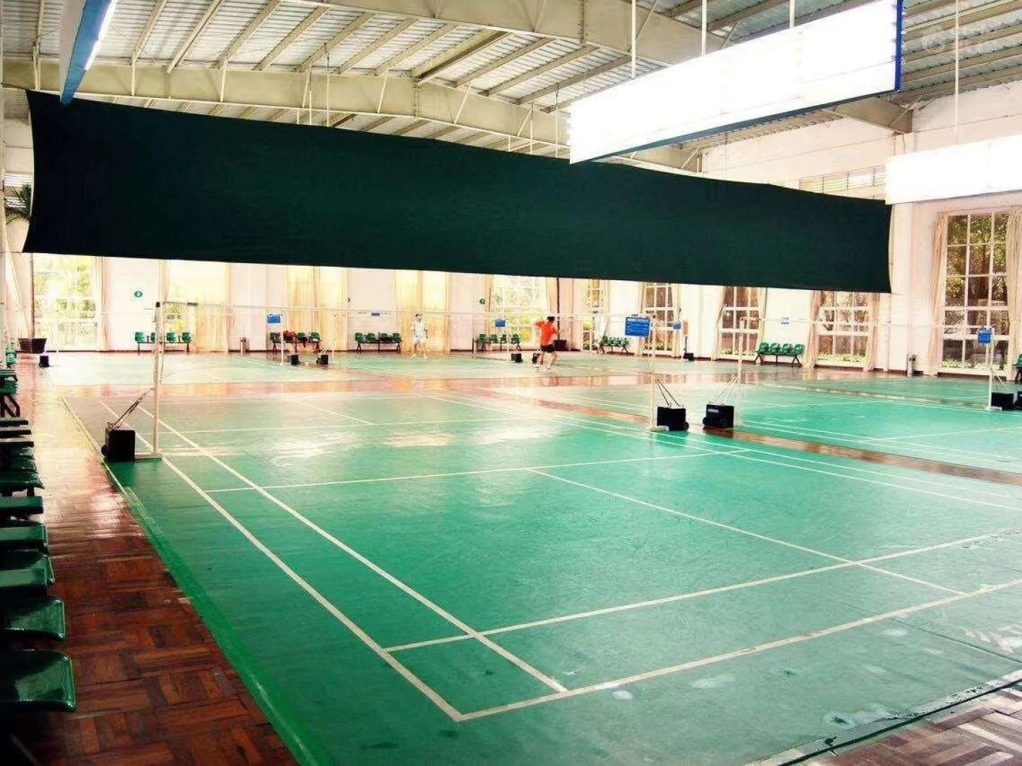 Fangzhong Holiday Hotel