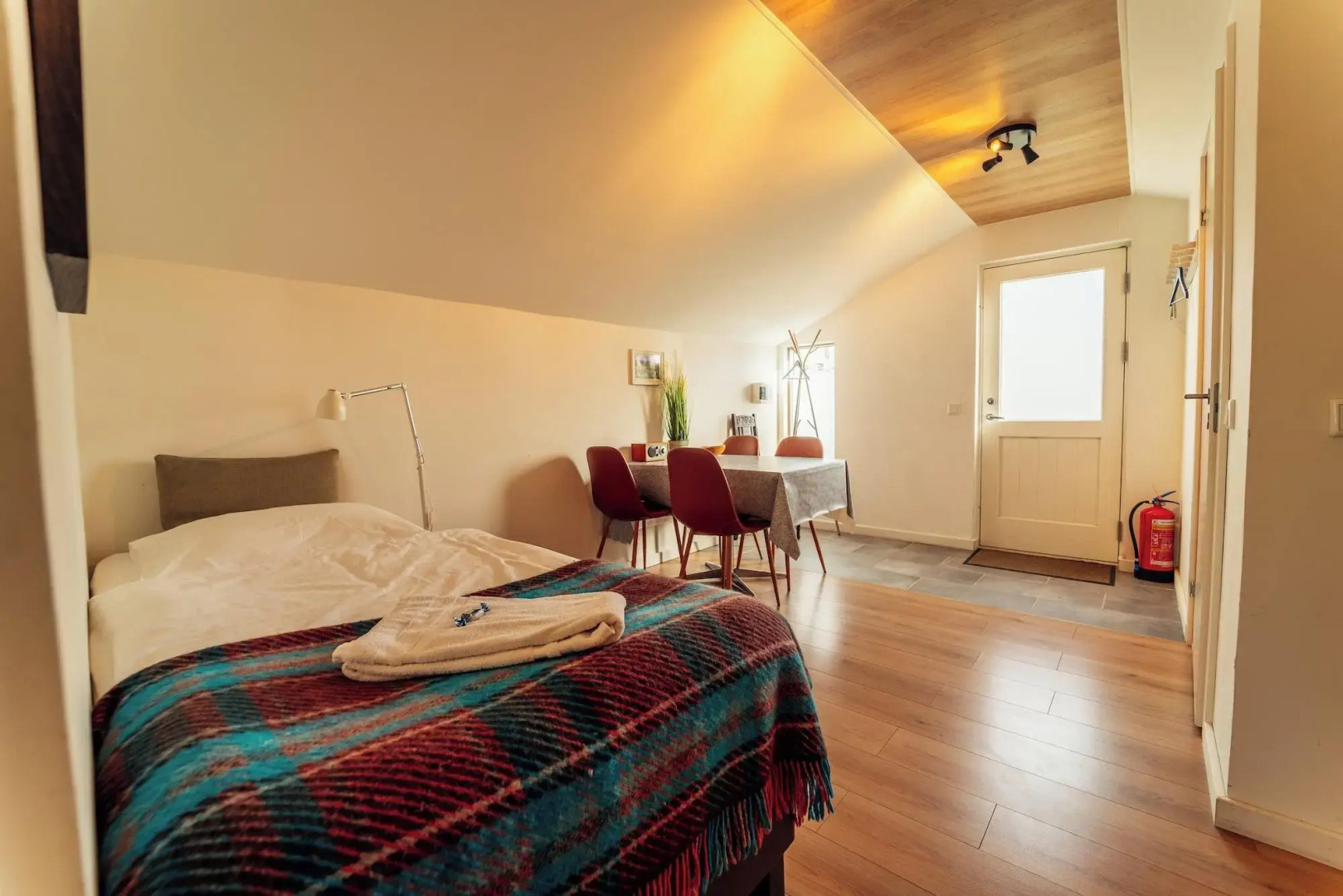 Farmhouse Lodge
