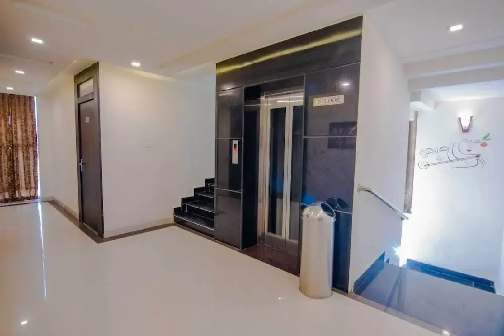 Hotel Mayur Palace