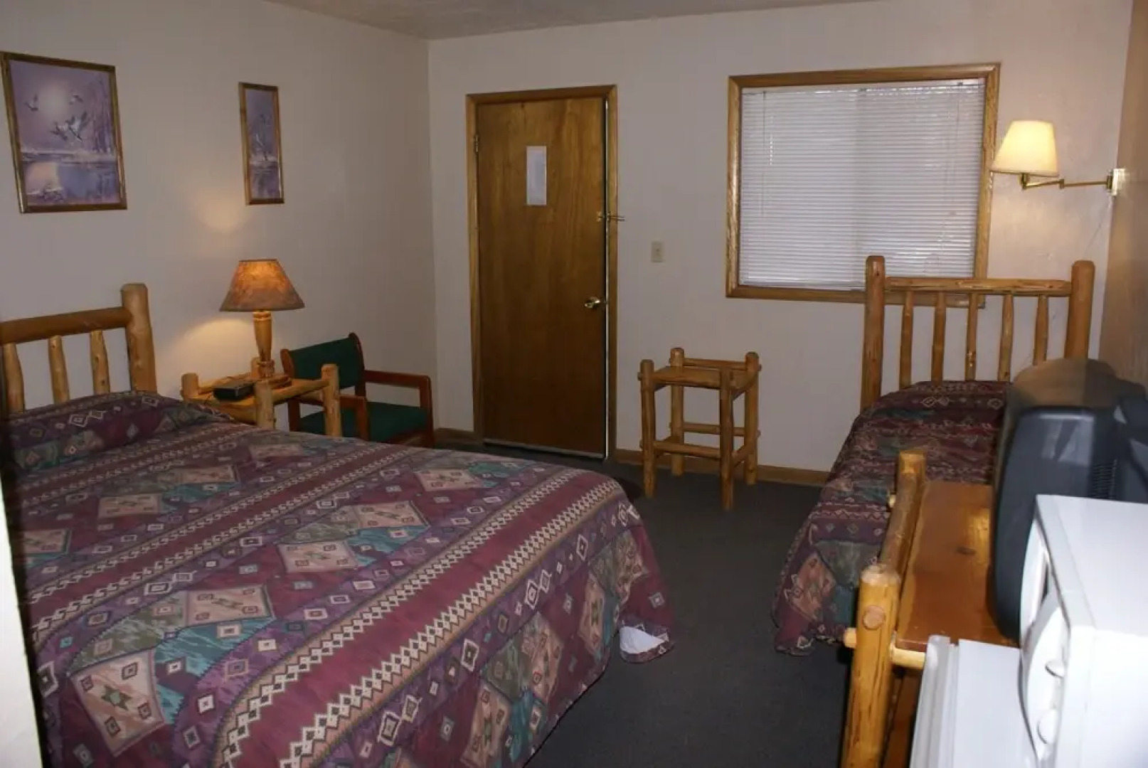 The Lodge at Summer Lake