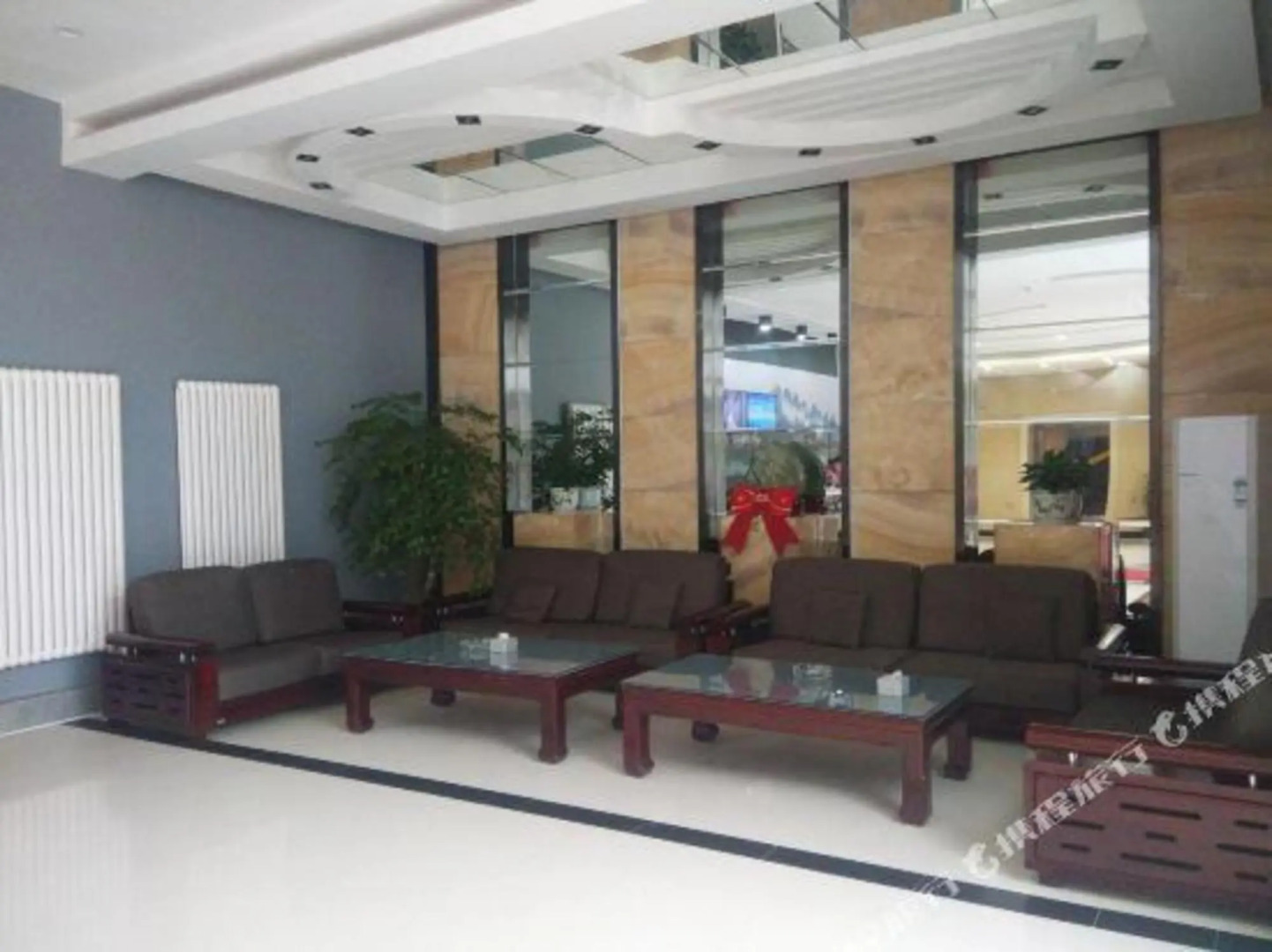 Xincun Holiday Hotel