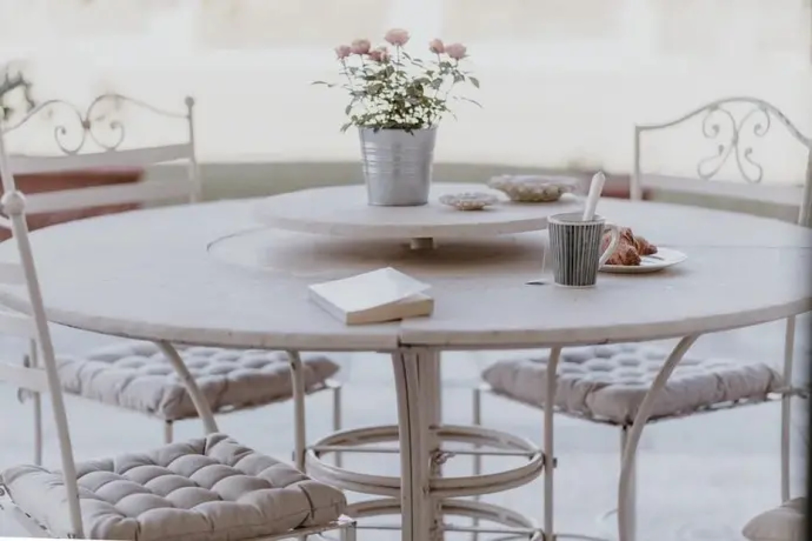 Villa Elia in Roddi With 5 Bedrooms and 5 Bathrooms