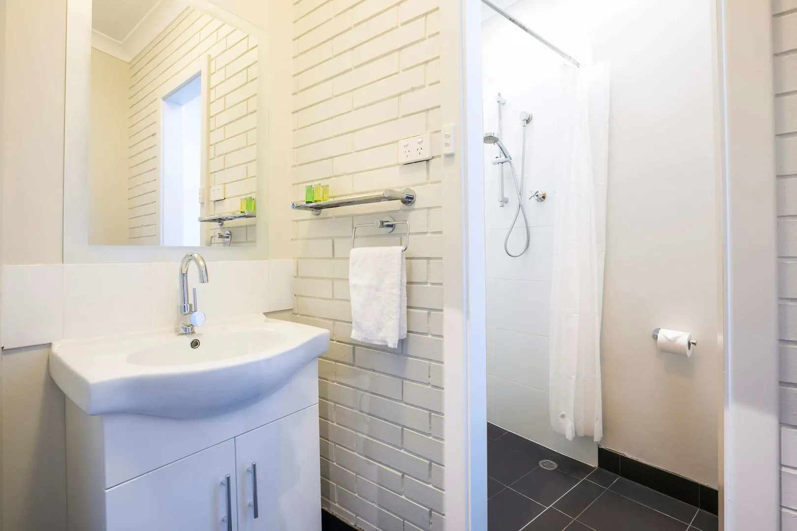 Nightcap at Playford Tavern