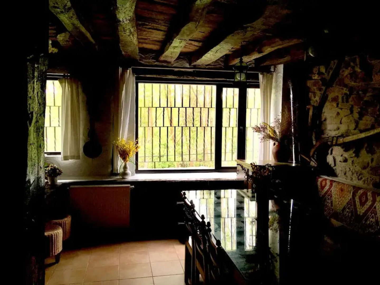 House With 4 Bedrooms in Villasur de Herreros, With Wonderful Lake View, Furnished Garden and Wifi