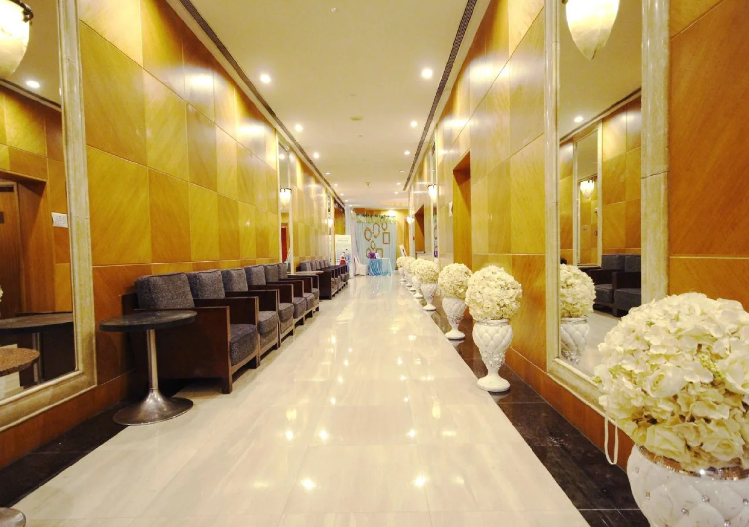 Grand Continent International Hotel