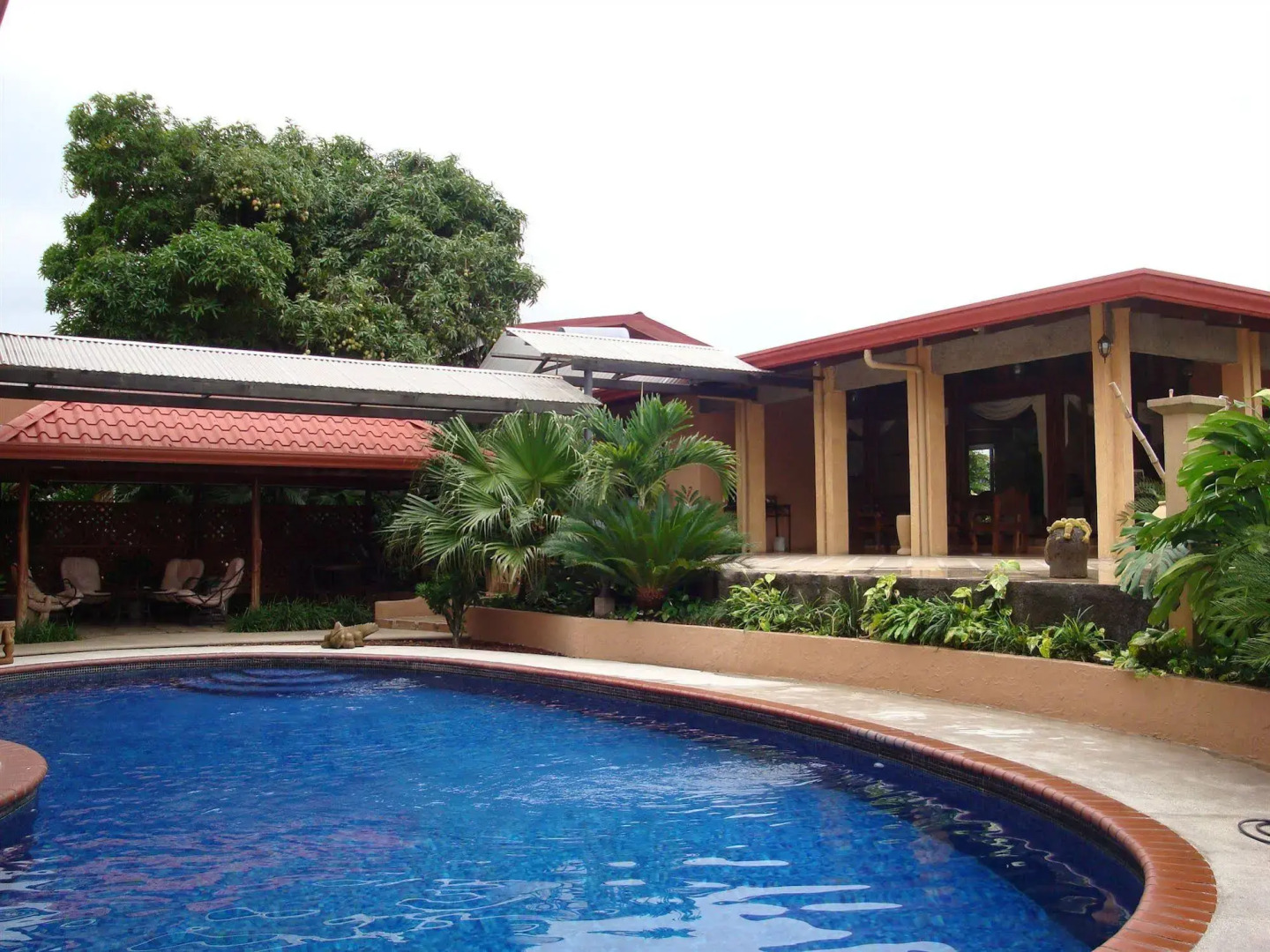 La Riviera Hotel B&B