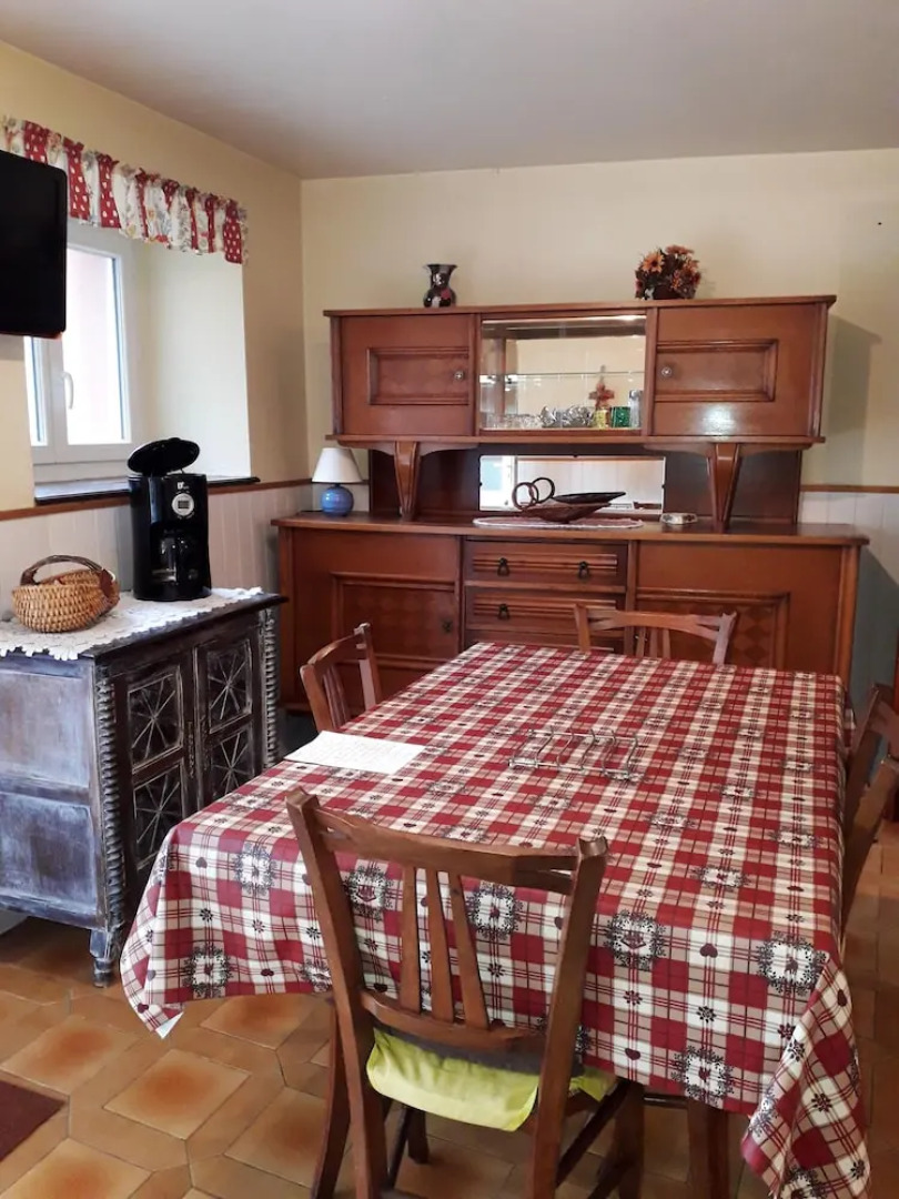 House with 2 Bedrooms in Betpouey, with Wonderful Mountain View And Furnished Garden - 8 Km From the Slopes