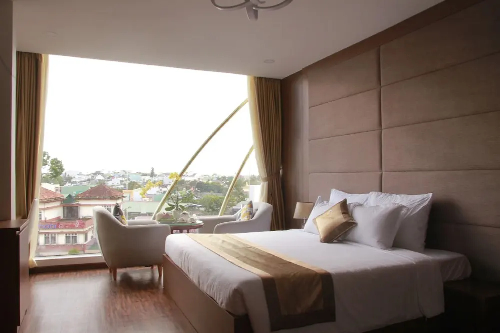 Sandals Hotel