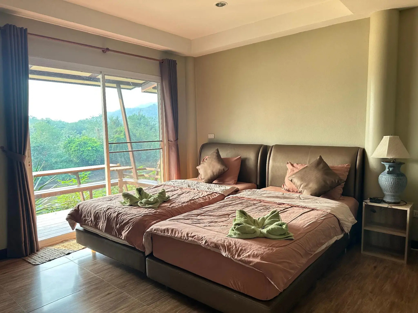 Kwainoy Riverpark & Resort