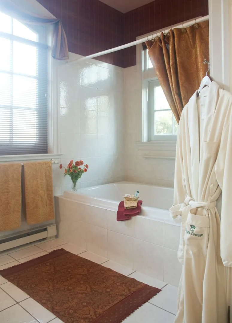 King's Cottage Bed & Breakfast