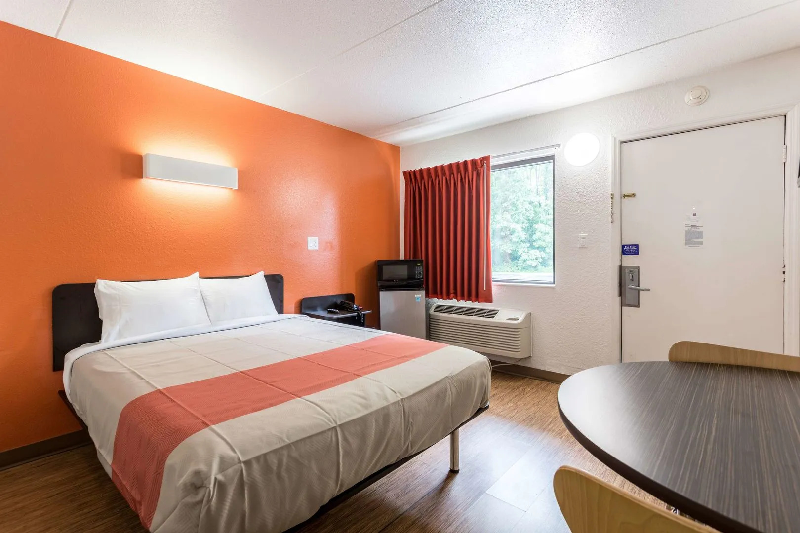 Motel 6 Evansville