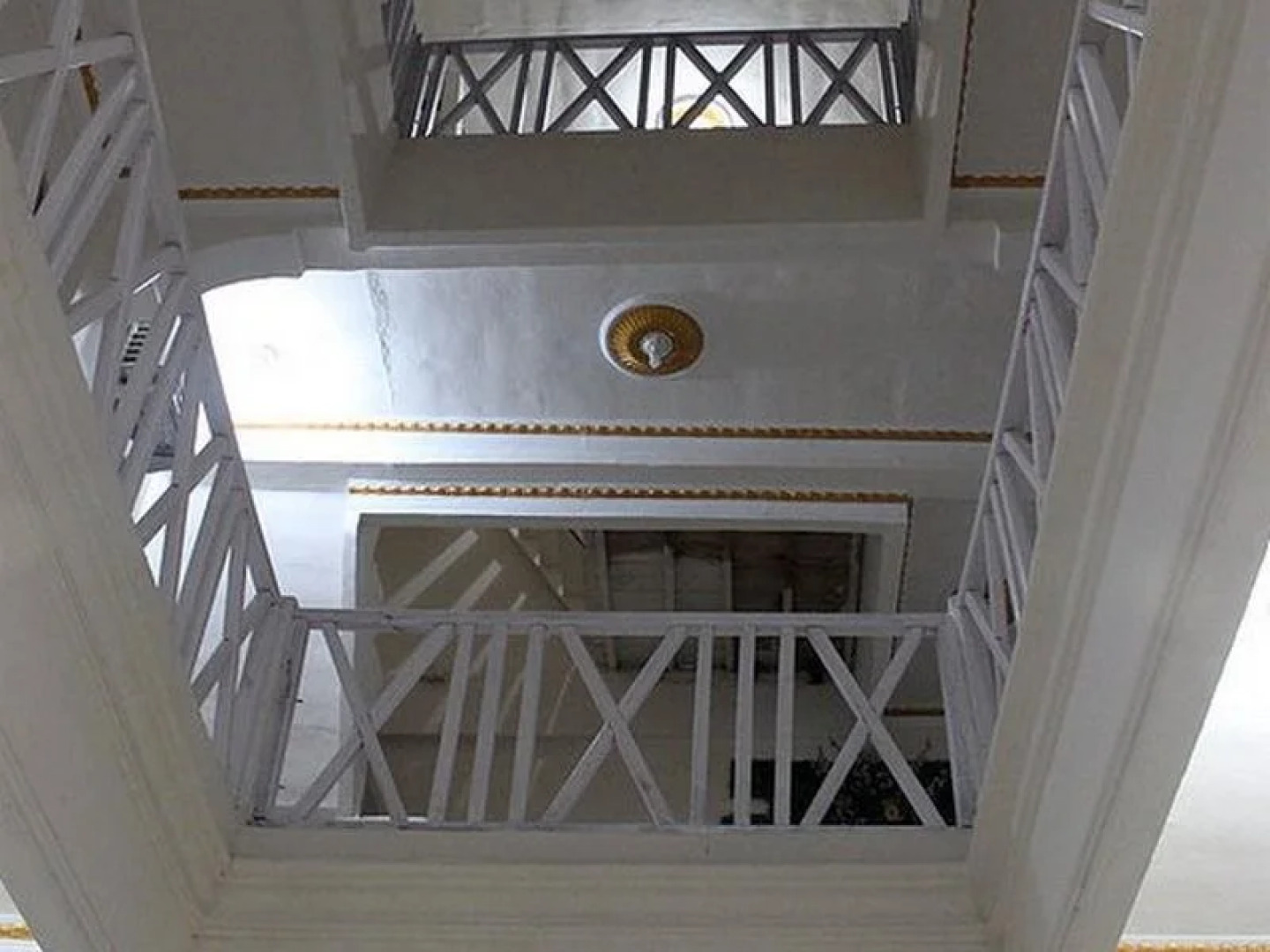 Monalisa Stabas Krui Hotel