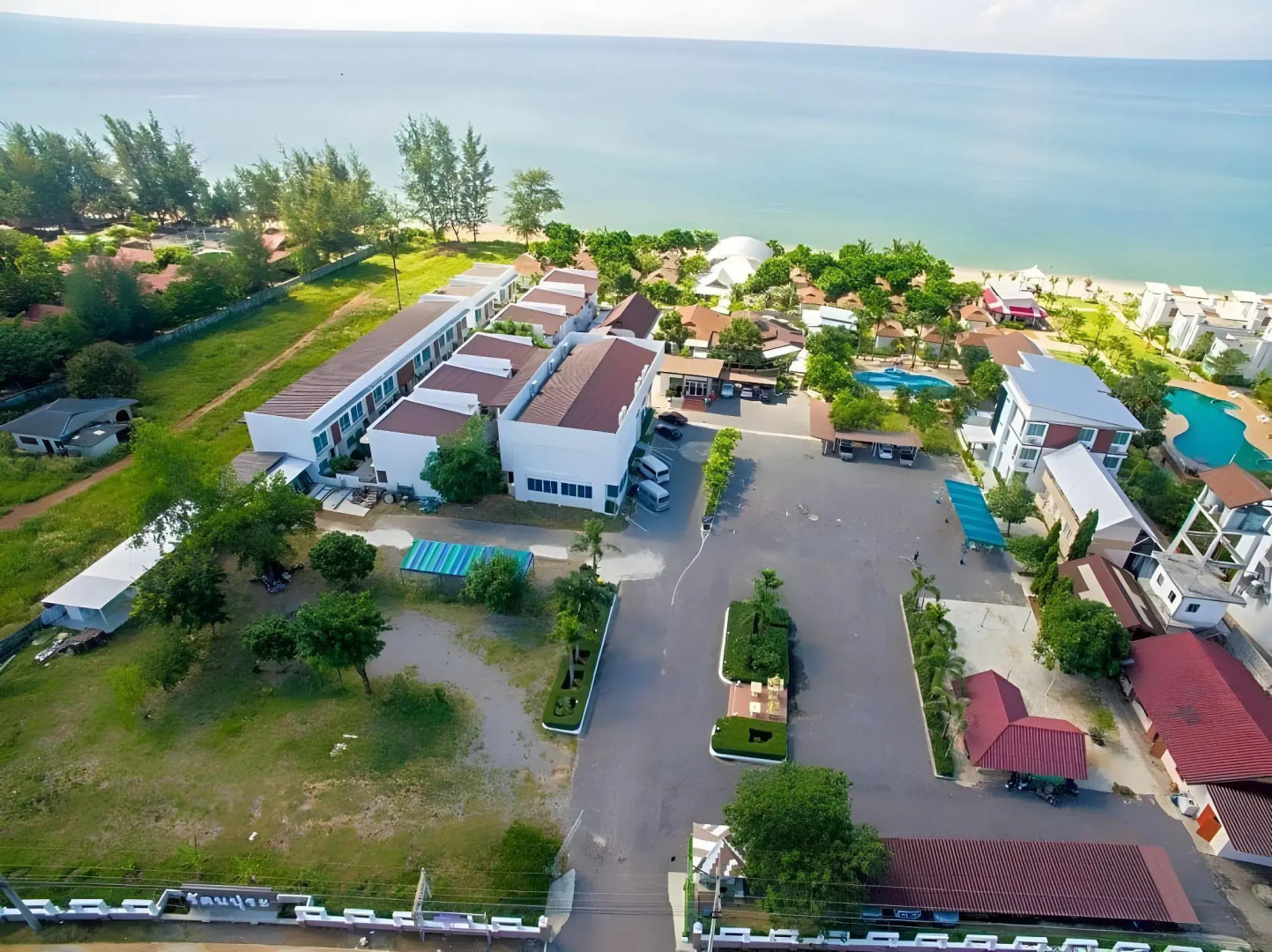 Rattana Pura Beach Resort