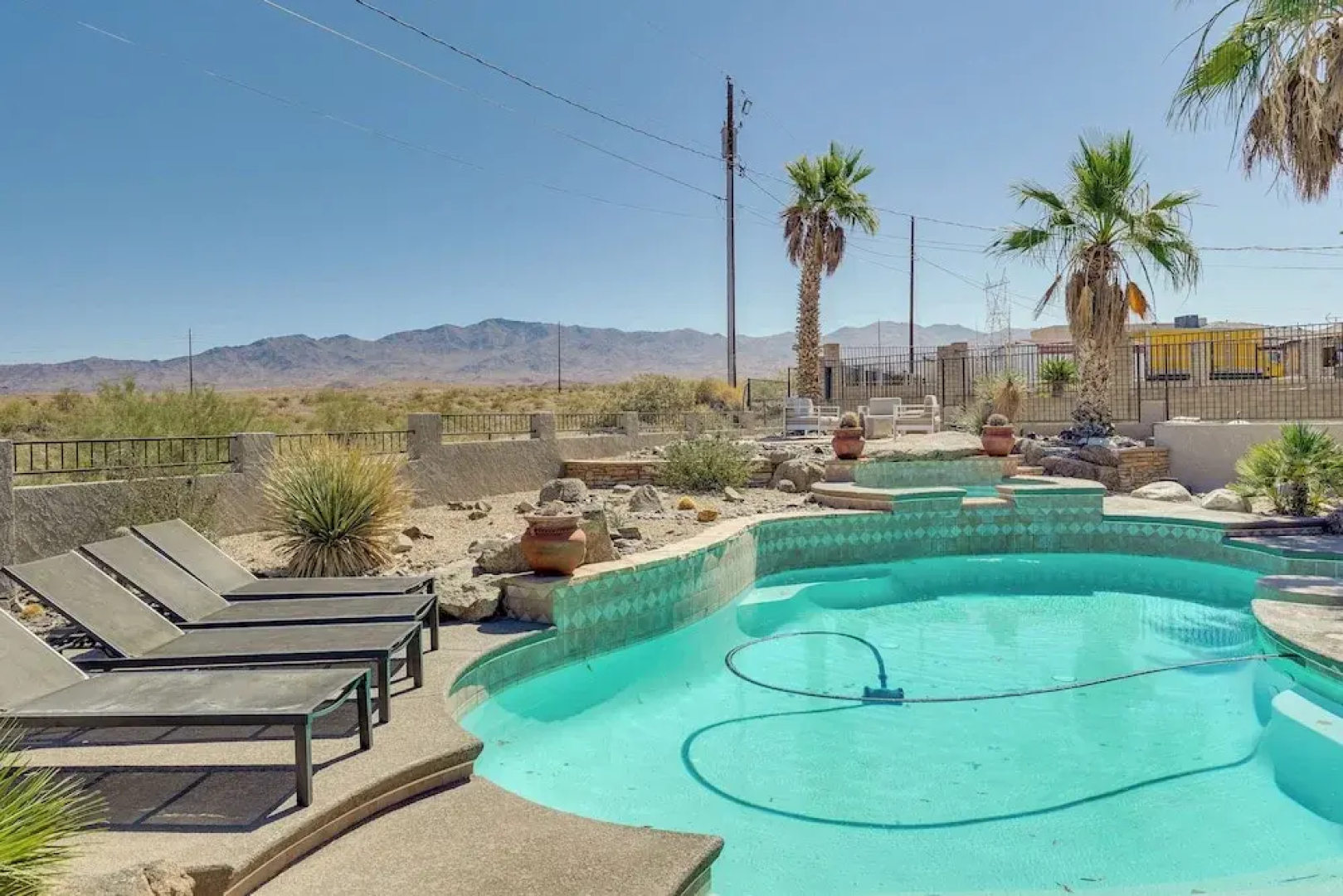 4 Mi to Lake Havasu State Park: Home w/ Mtn Views!