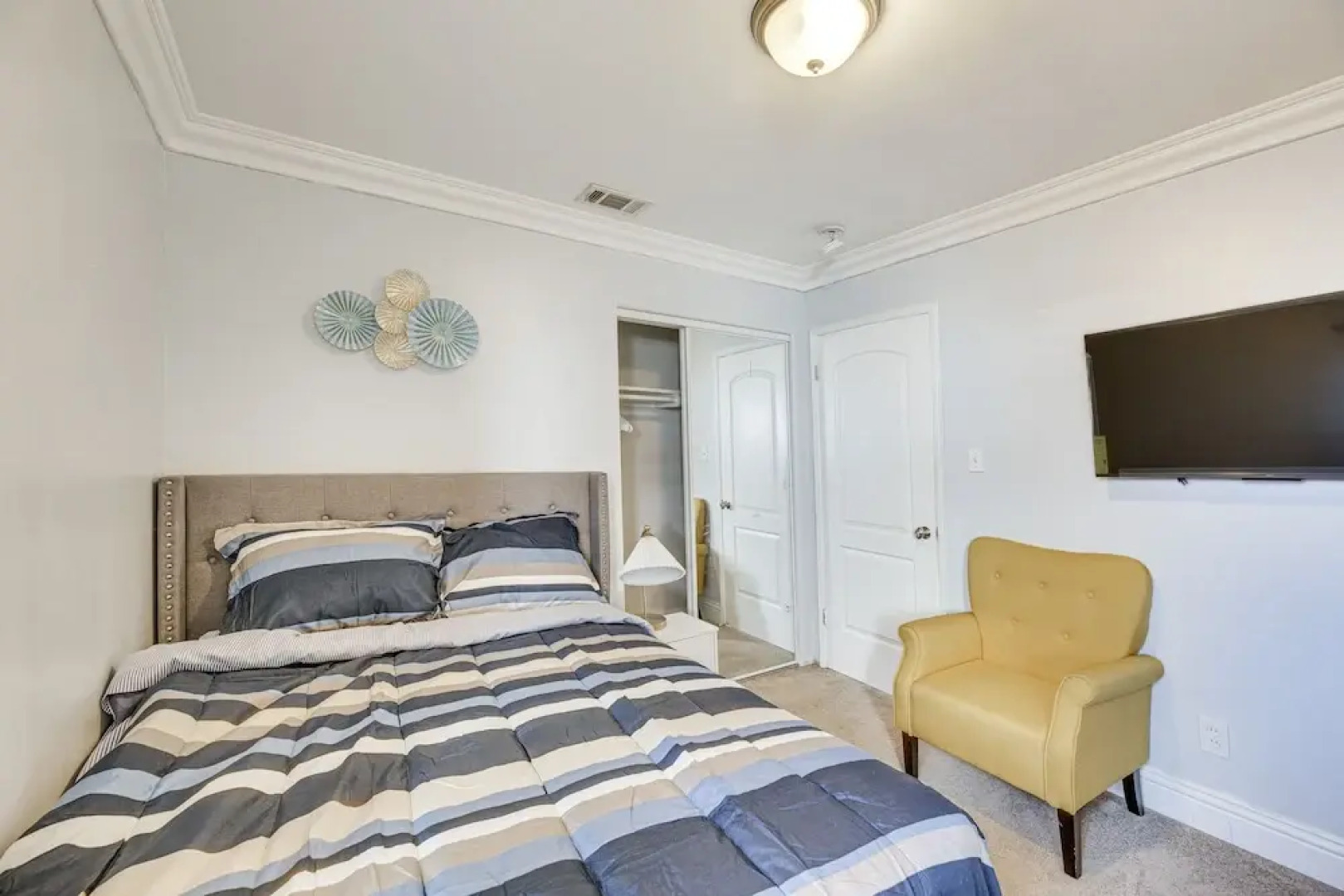 South Central Los Angeles Home w/ Patio