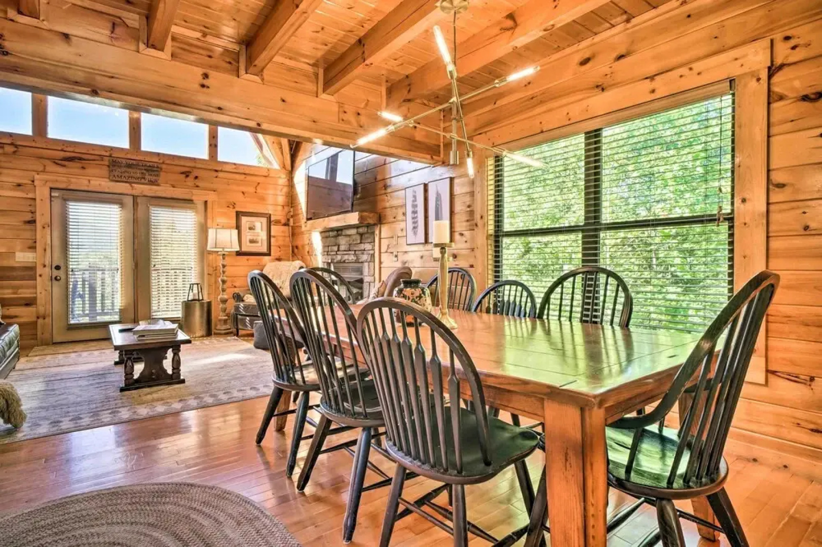 Pigeon Forge Cabin w/ Amazing Mountain Views!