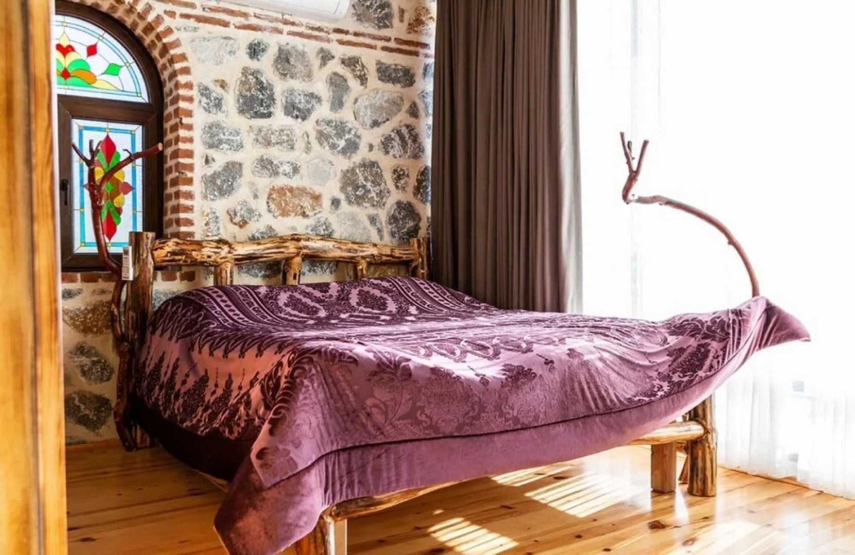 Magnificient Stone House With Private Pool and Jacuzzi in Iznik Bursa