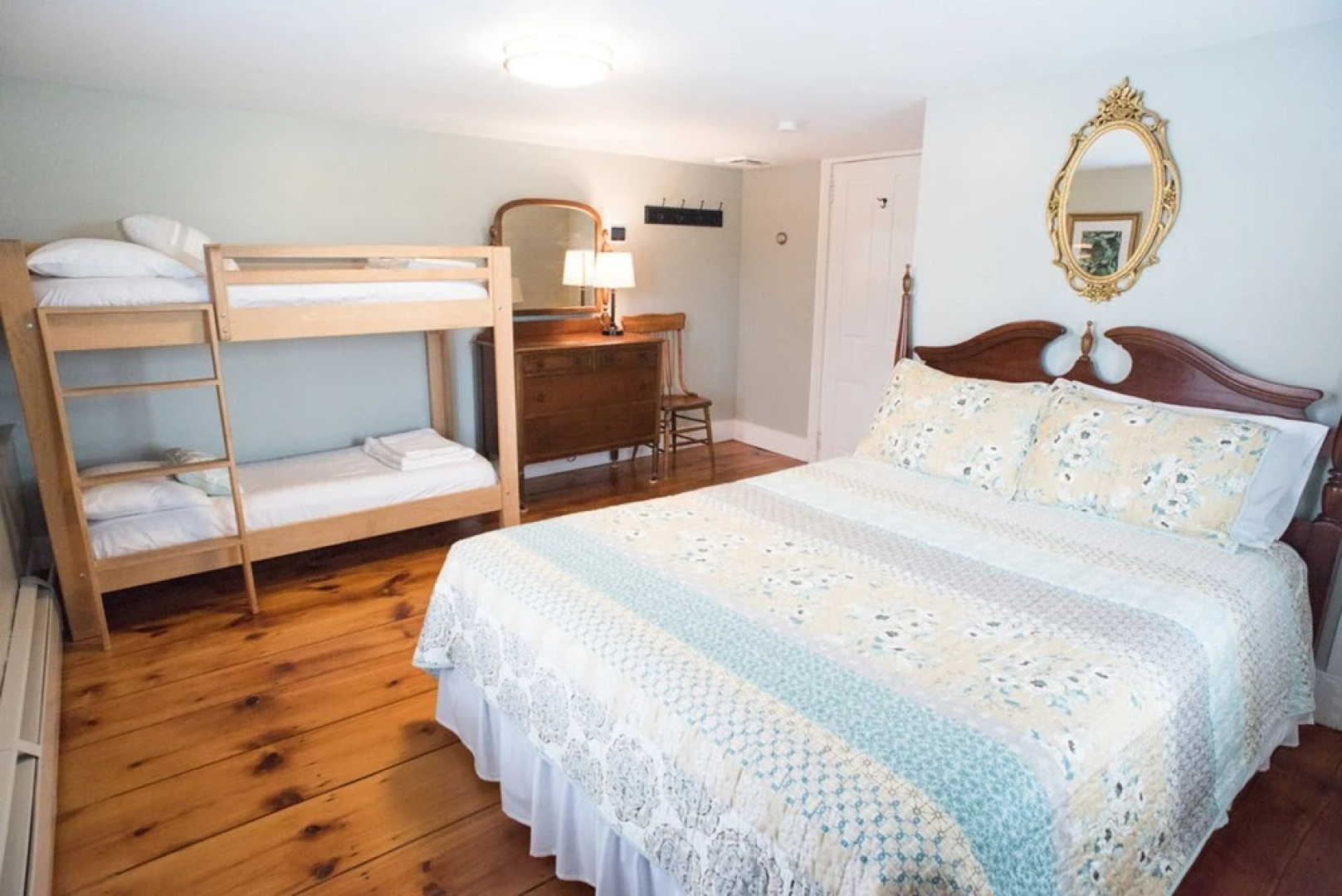 Country Log House Farm Bed and Breakfast