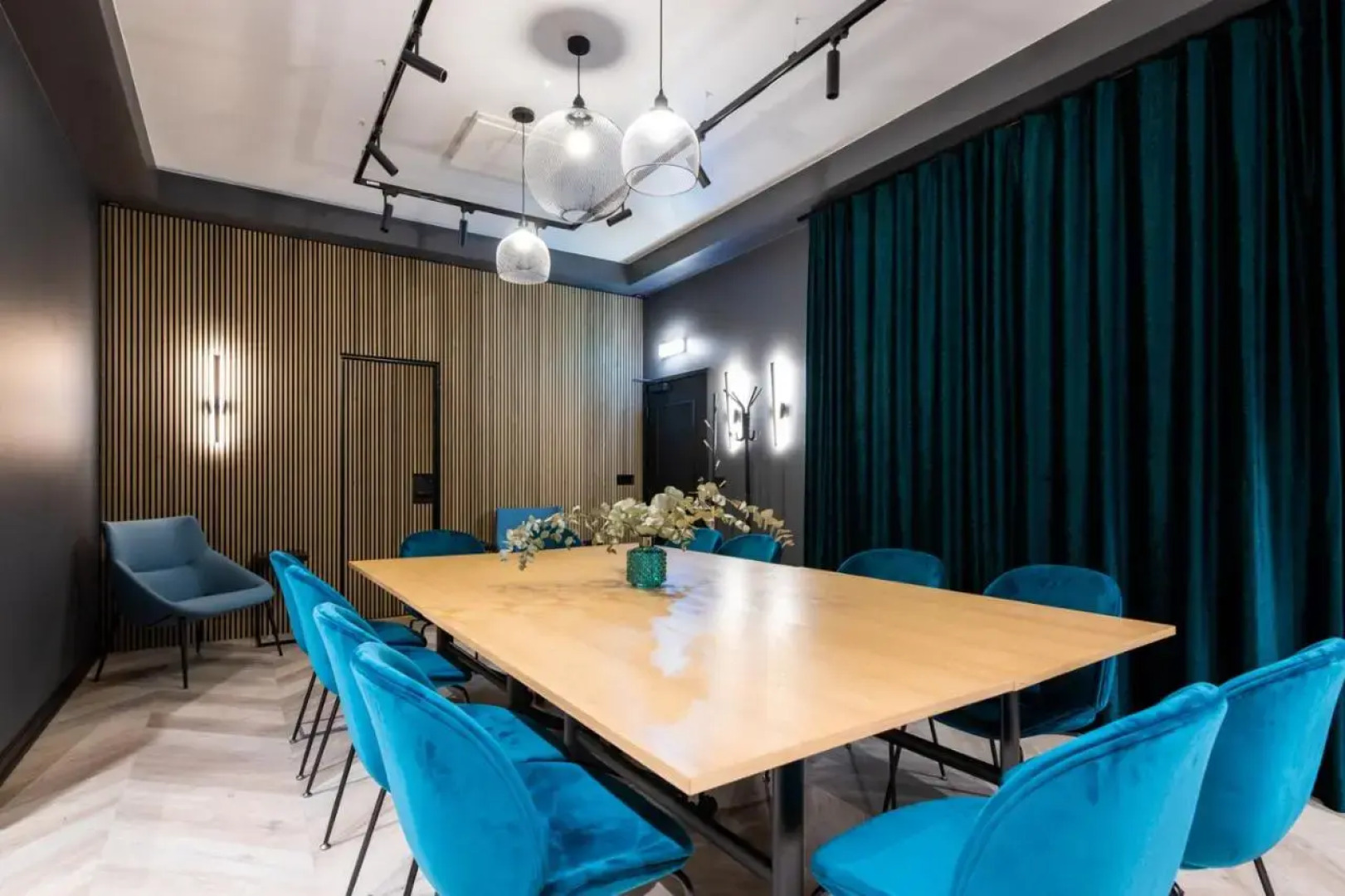 Апарт-отель Bob W Duo Lofts