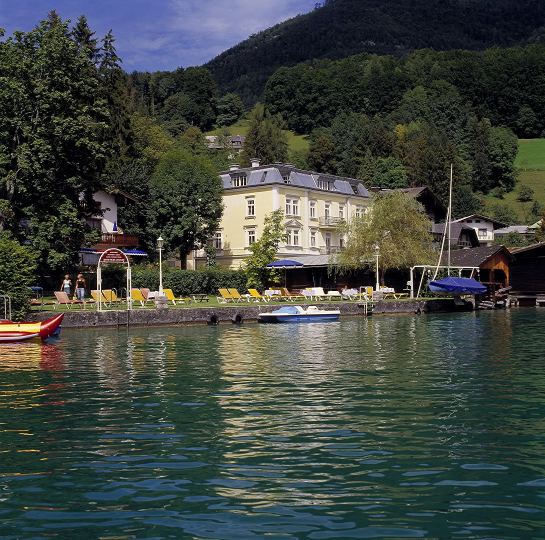 Romantik Residenz Ferienwohnungen Hotel Im Weissen Rössl