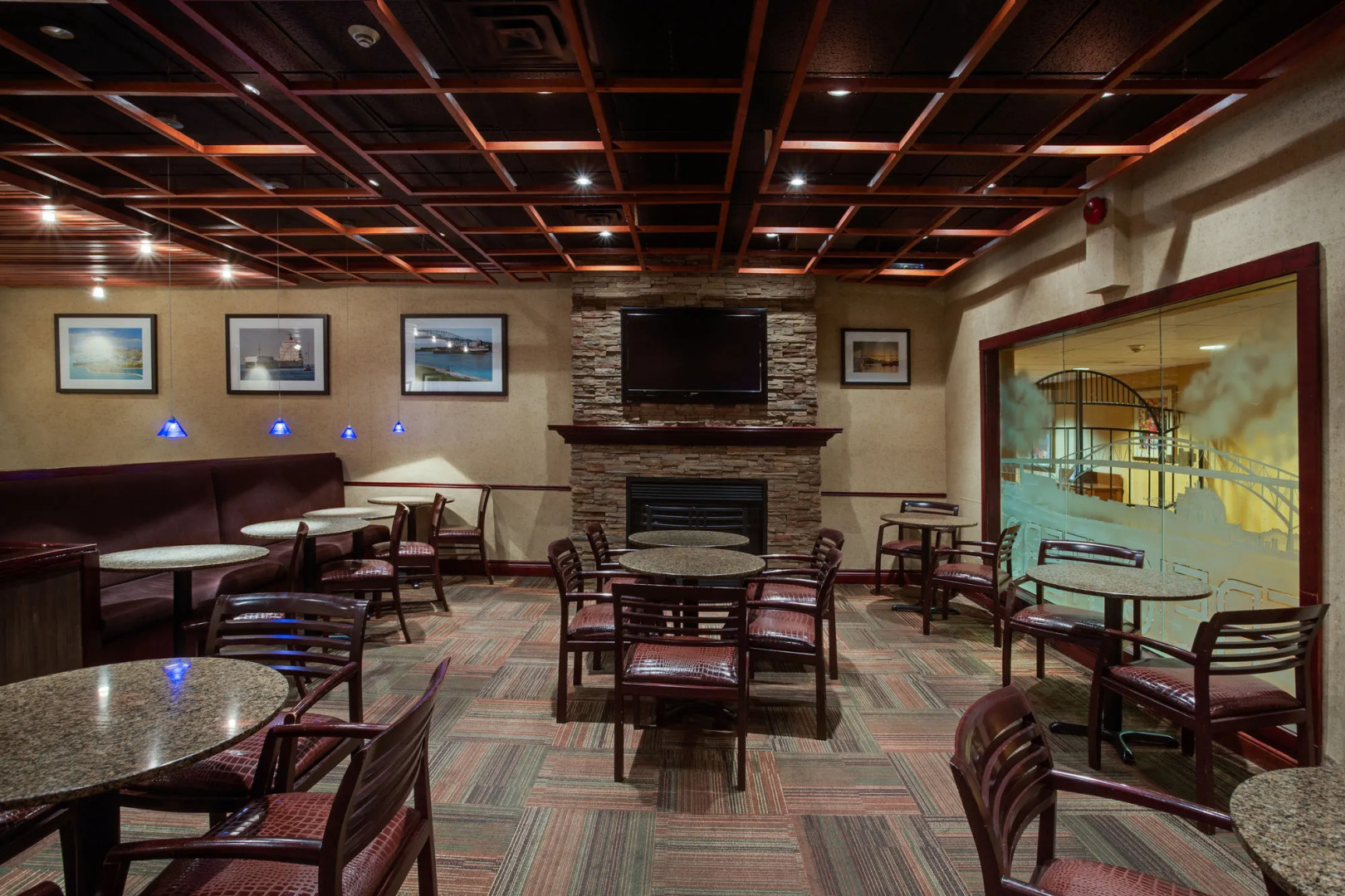 Four Points by Sheraton Point Edward Sarnia