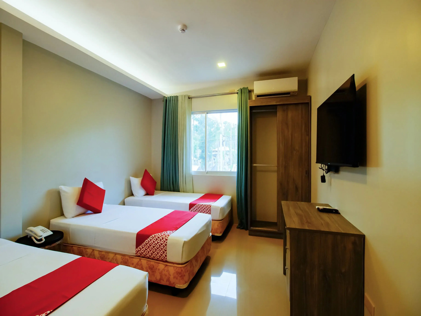 Vaccinated Staff -  849 Carcar Eco Farm Resorts